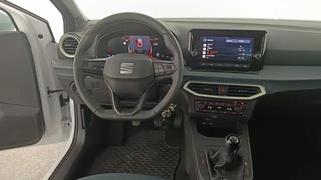 SEAT Ibiza view 12