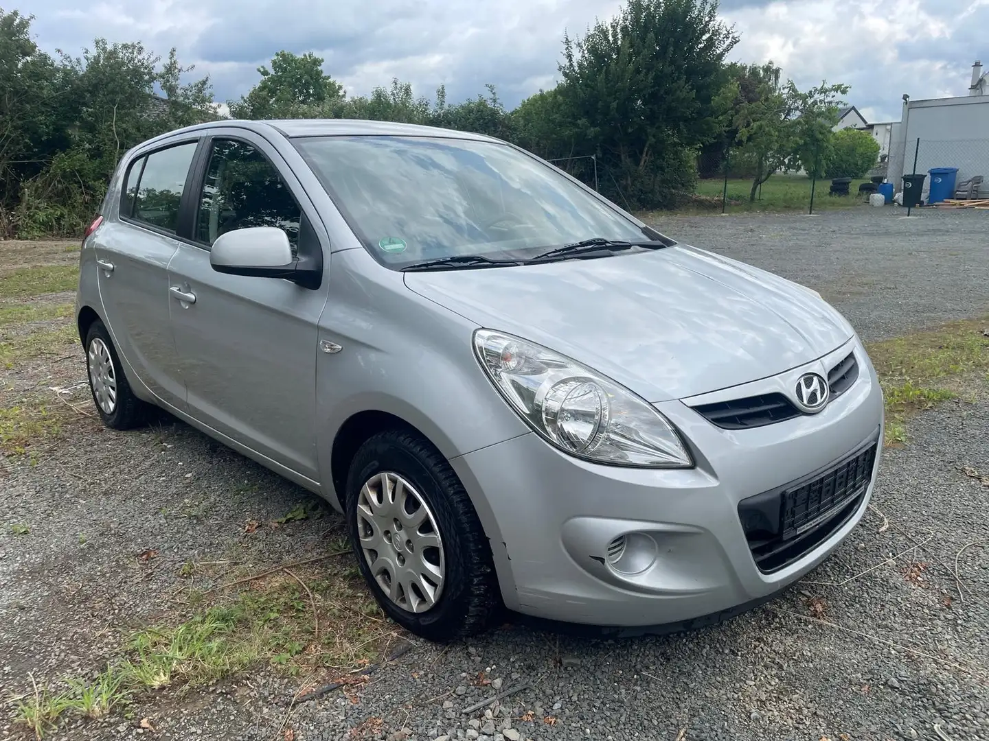Hyundai i20 Classic Grau - 1