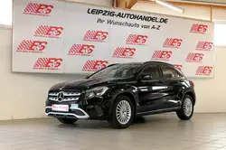 Mercedes-Benz GLA 180 *NAV*GRA*PDC*SZH*
