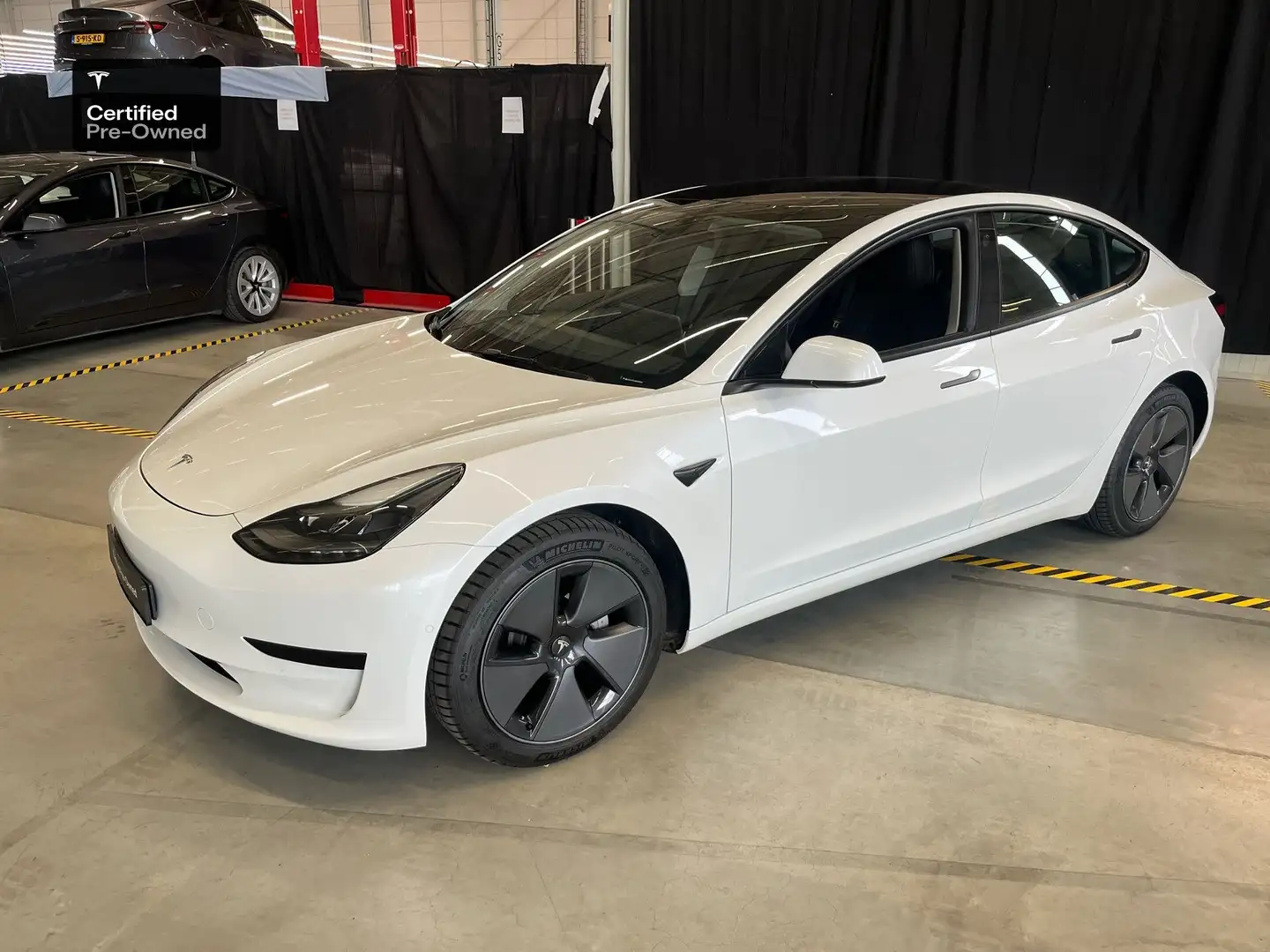 Tesla Model 3 Standard Range/Certified Pre owned Wit - 1