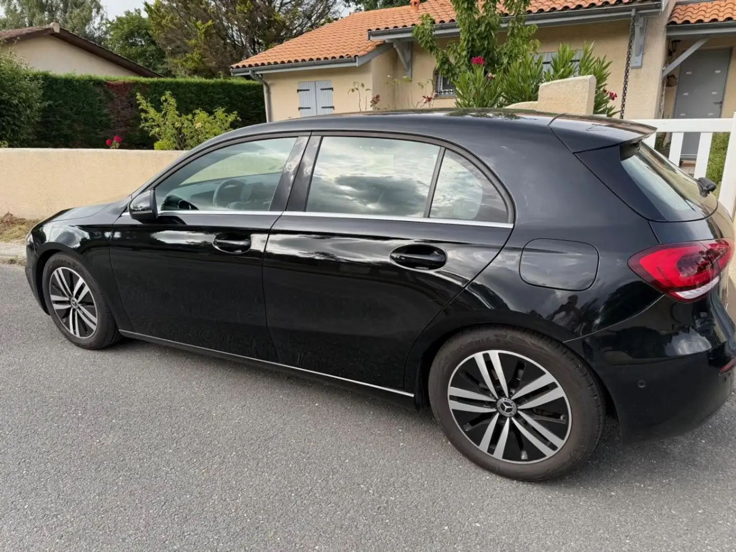 Mercedes-Benz A 180 Berline 180 d - BV 7G-DCT BERLINE 4P - BM 177 Prog Negro - 2
