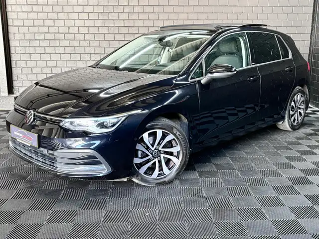 Volkswagen Golf Life ACTIVE 2.0 TDI DSG7 150 CV ** Attelage **