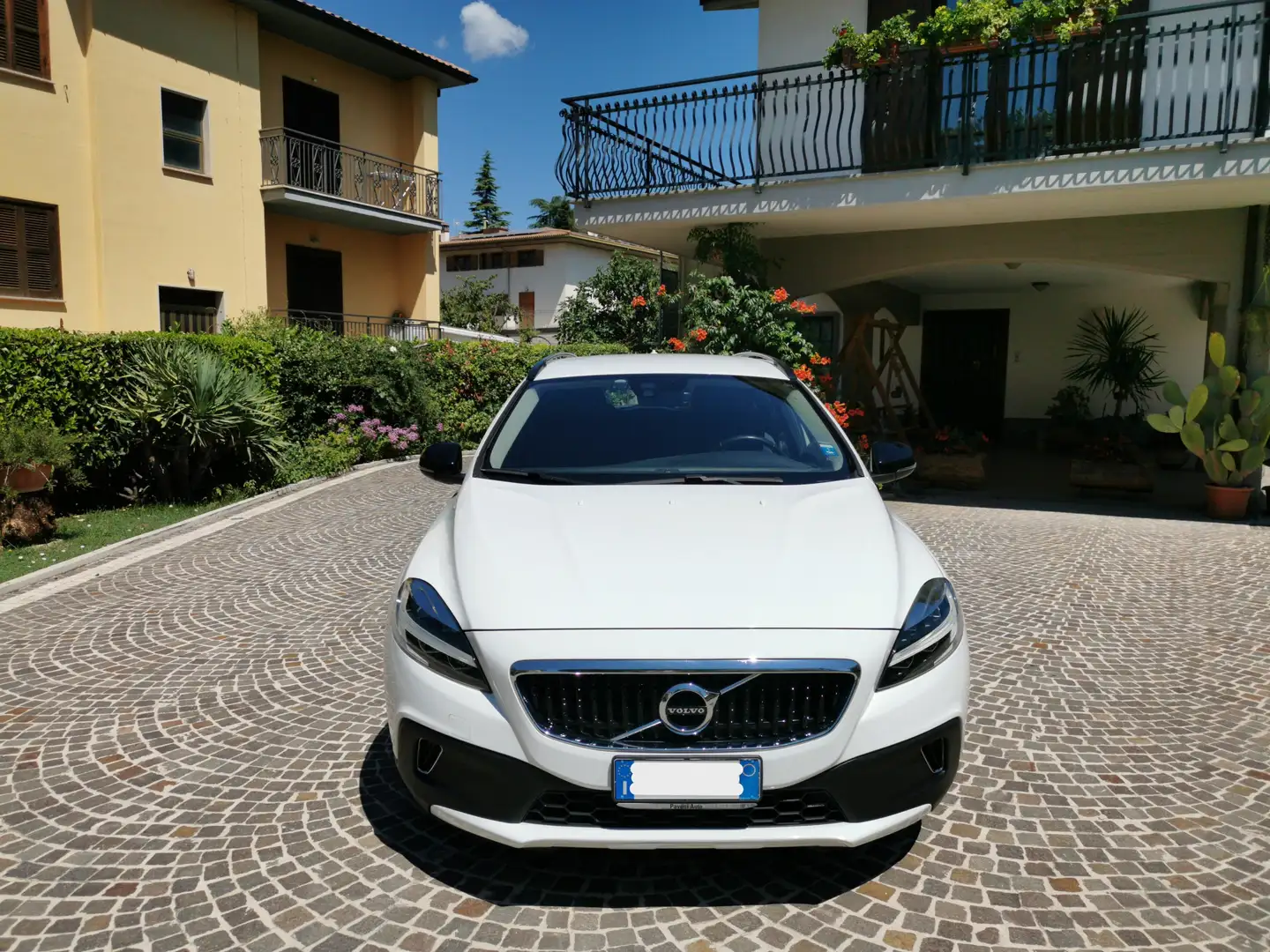 Volvo V40 Cross Country V40 II 2012 Cross Country 2.0 d2 Pro geartronic Wit - 2