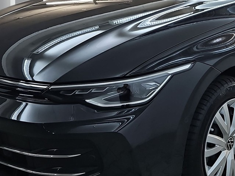 Volkswagen Golf Energy IQ Light Navi Klima LED ++ — photo 3