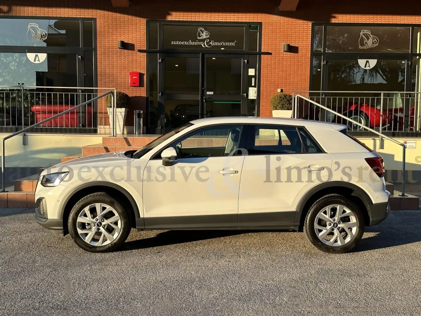 Audi Q2 Q2 35 TFSI S Tronic Advanced Weiß - 2