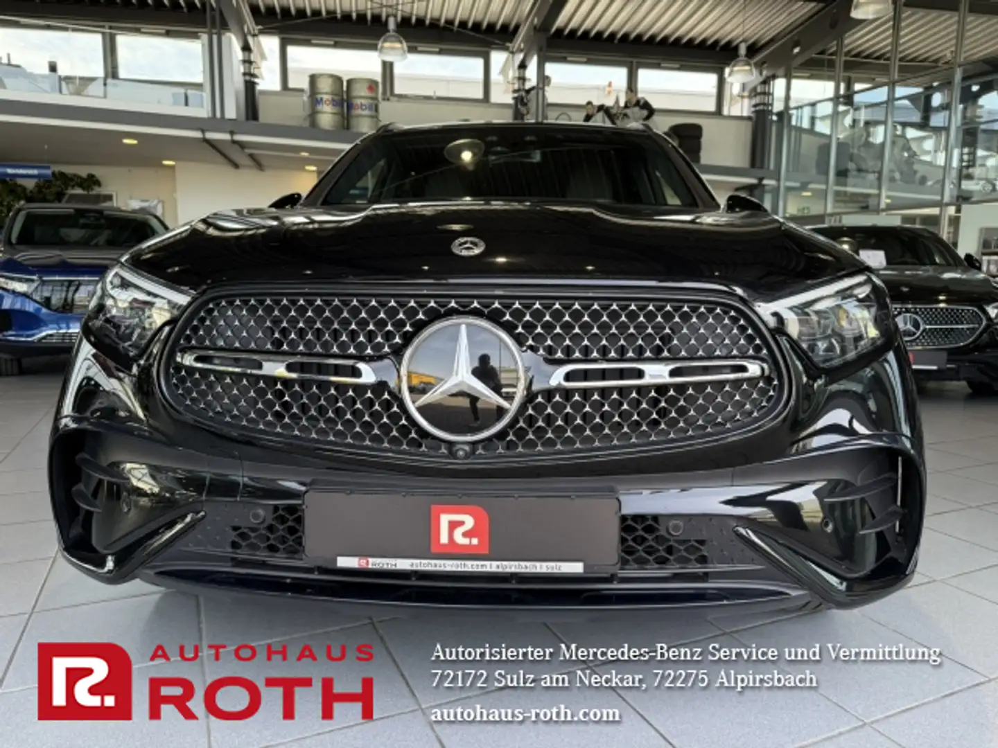 Mercedes-Benz GLC 220 GLC 220 d 4MATIC AMG Night 20"LM PDach Sound AHK Schwarz - 2