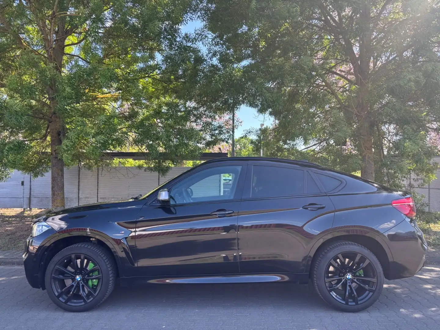 BMW X6 M50 d *Harman-Kardon*Schiebedach*Leder*LED* Zwart - 1