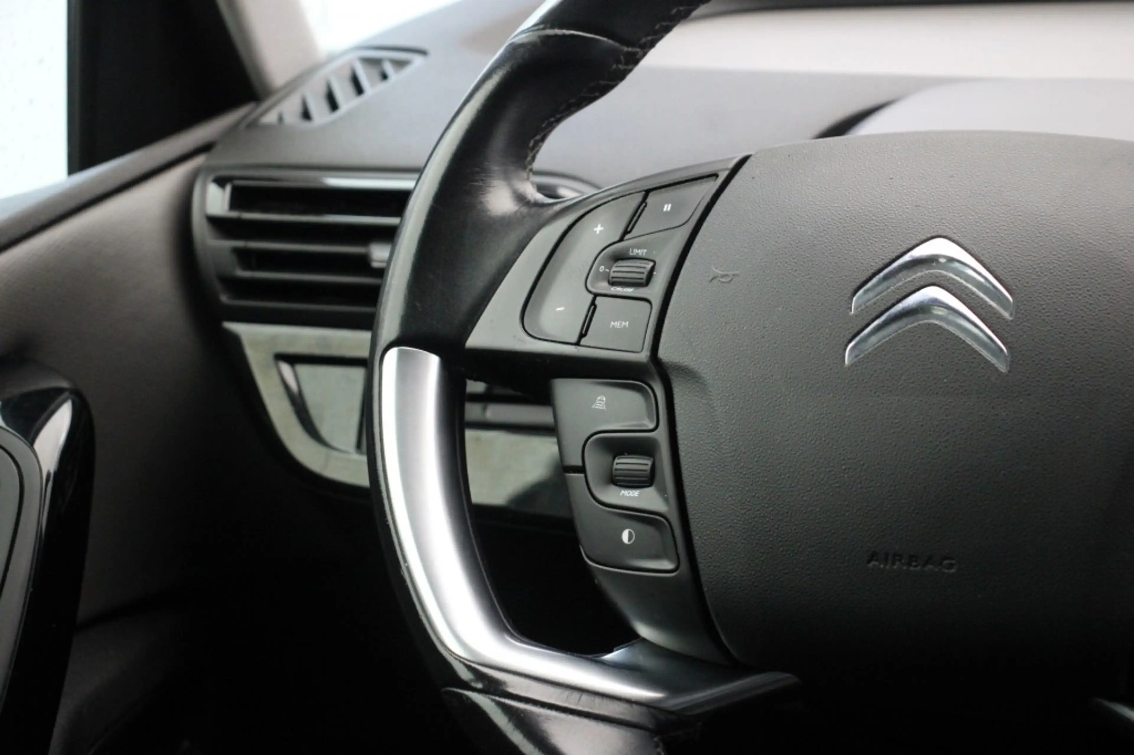 Citroen Grand C4 Picasso 1.2 PureTech Feel 7 Persoons - Trekhaak, Carplay, — photo 7