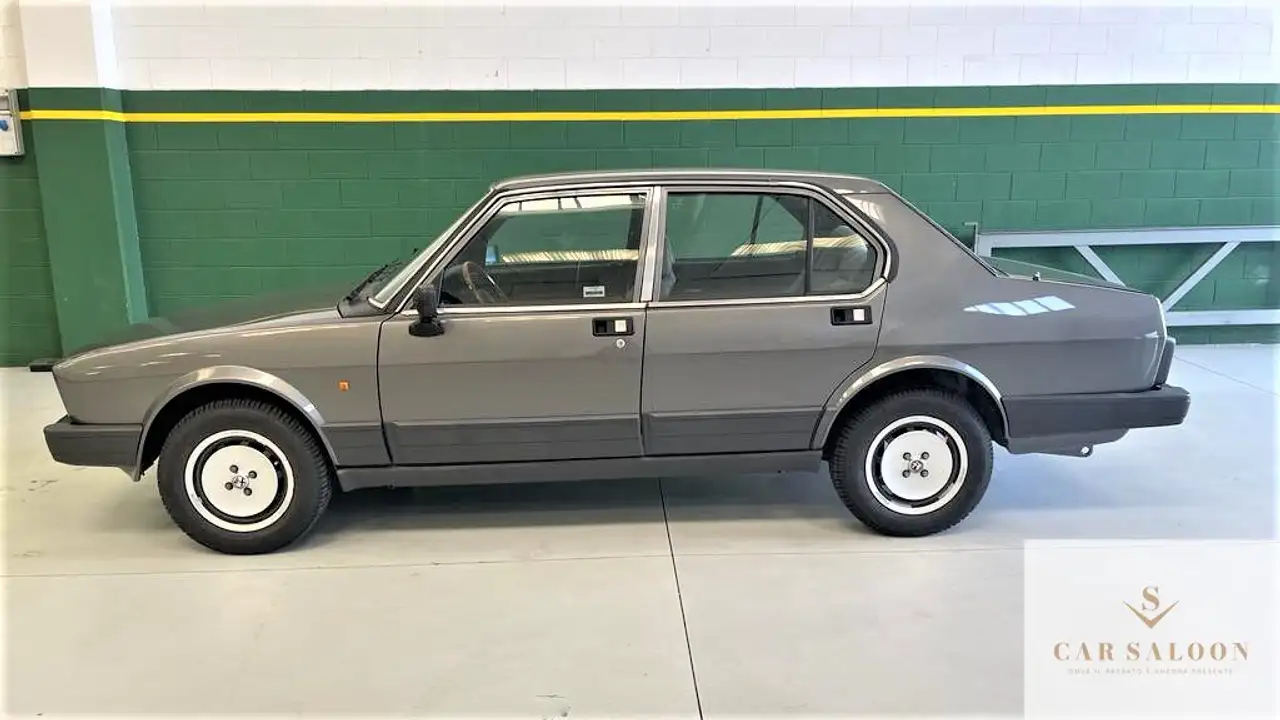 Alfa Romeo Alfetta 2000 2.0 Quadrifoglio ORO - Pronta!, foto 3