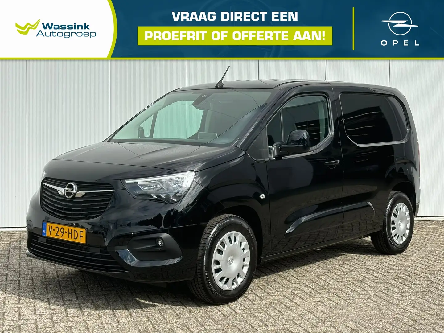 Opel Combo Cargo 50kWh 136pk L1H1 | Navigatie | Pack Safety I Zwart - 1