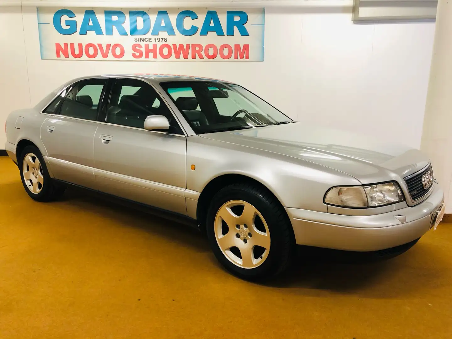 Audi A8 A8 2.5 tdi quattro tiptronic Grigio - 1