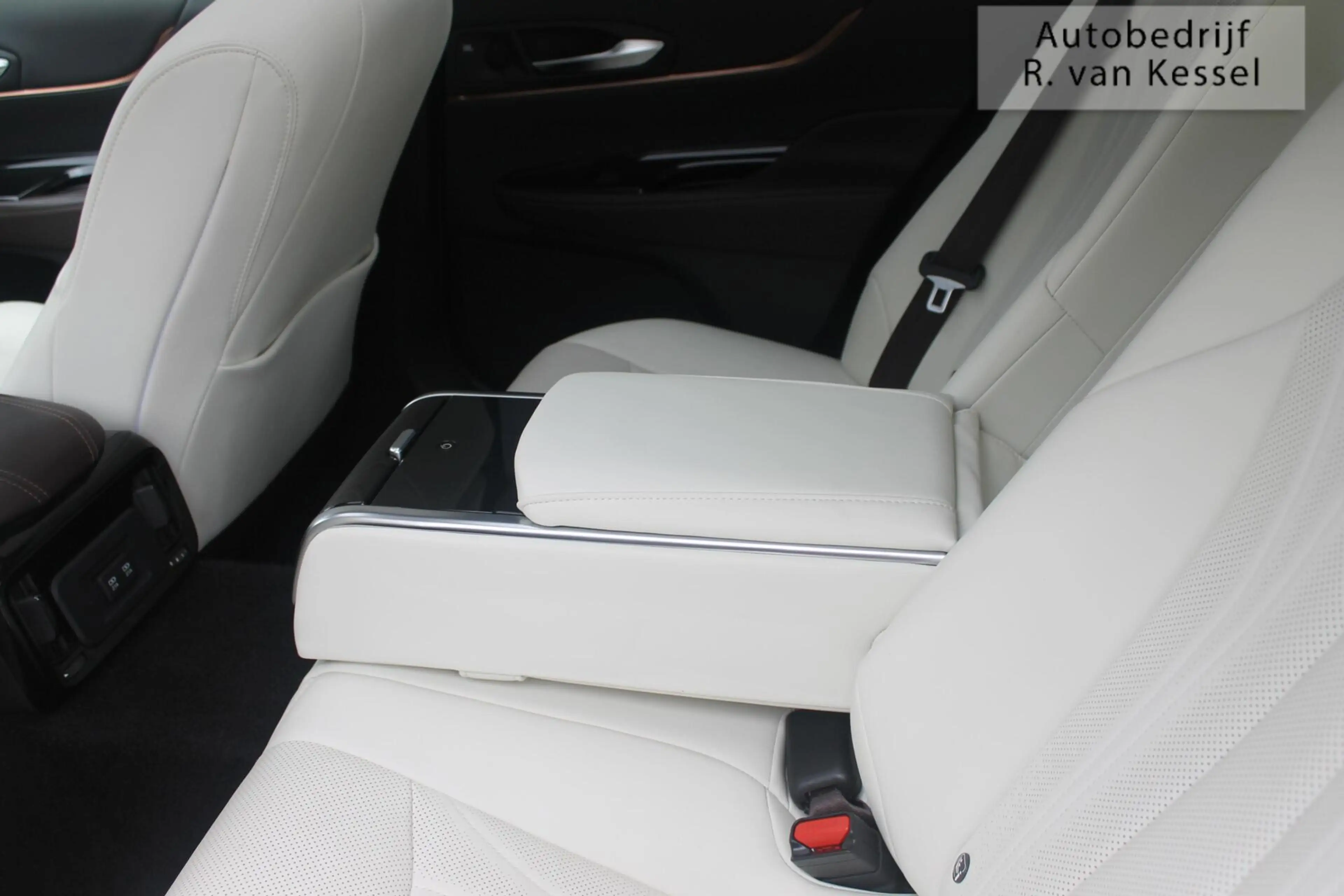 Toyota Mirai Prestige Plus I 1e Eigenaar I Dealer onderhouden I — photo 23