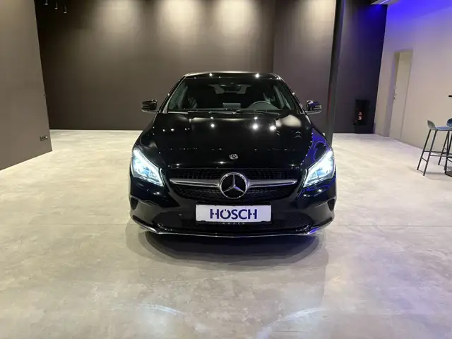 Mercedes-Benz Cla view 8