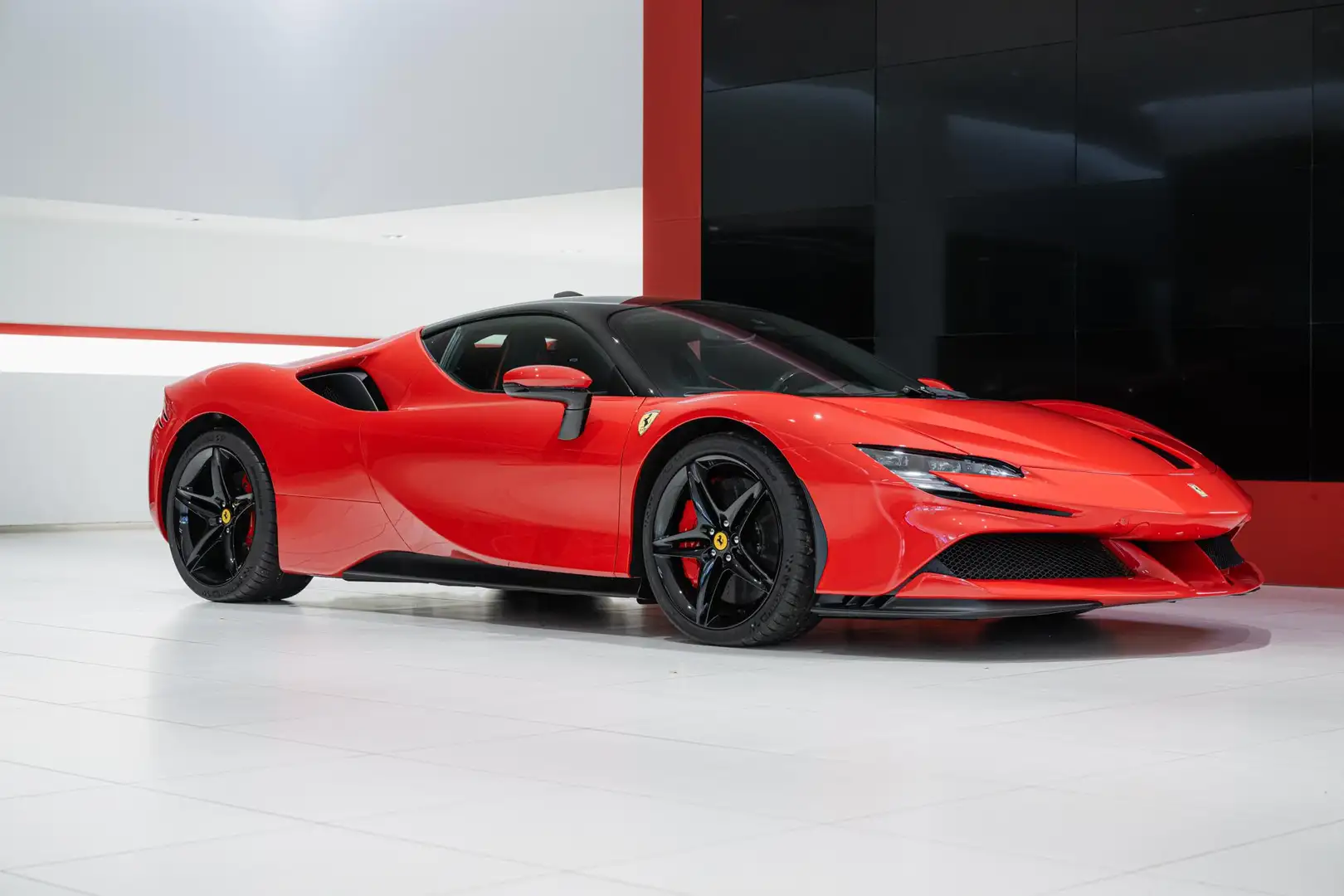 Ferrari SF90 Stradale - Kroymans Ferrari* Rouge - 2