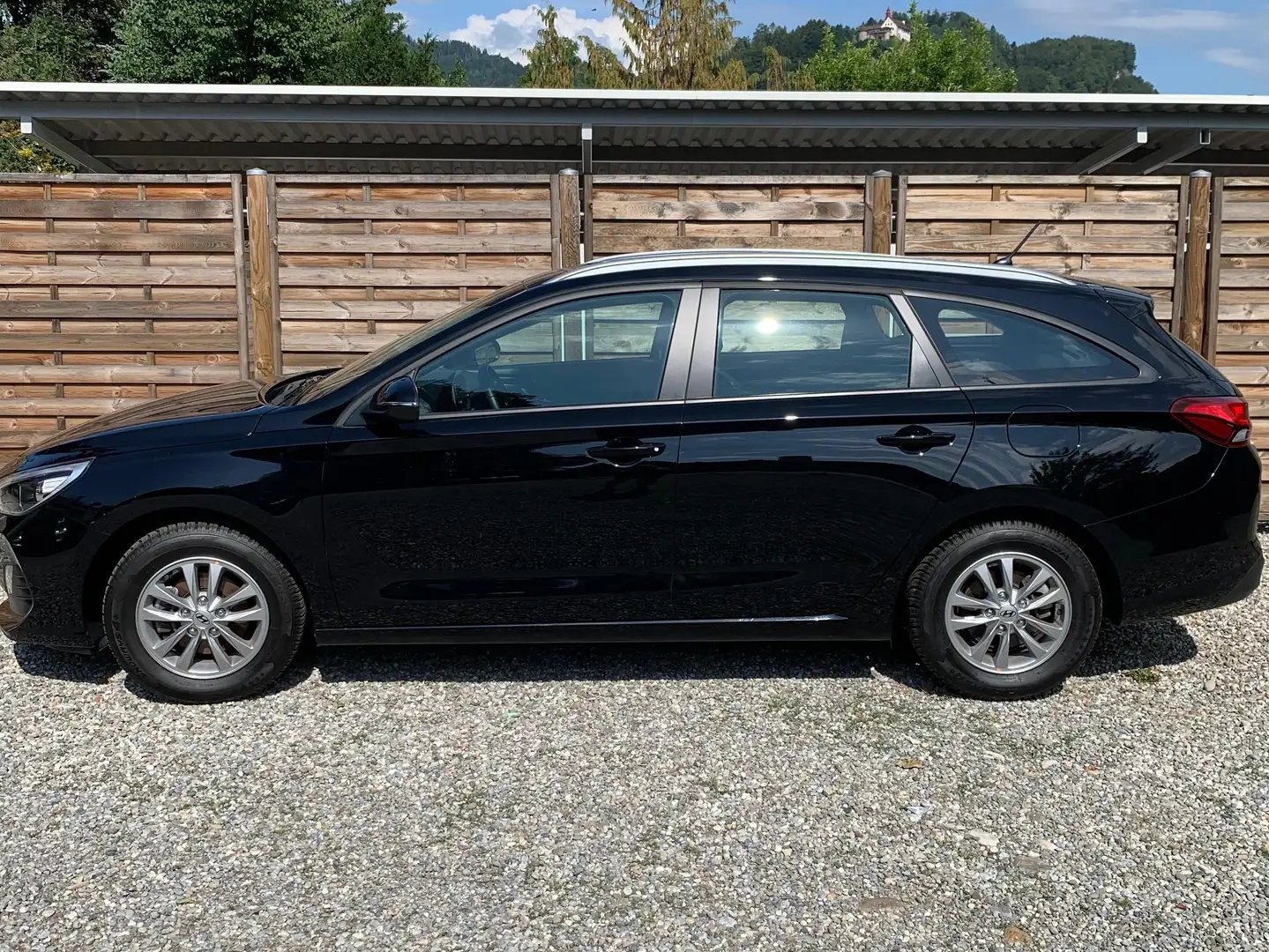 Hyundai i30 Schwarz - 1