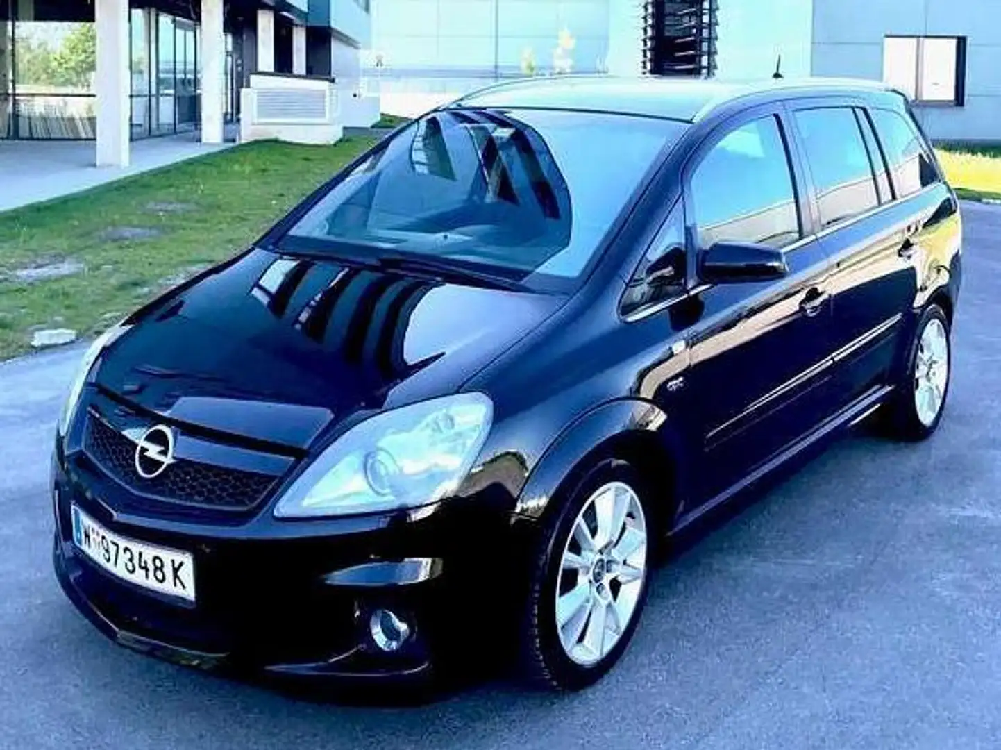Opel Zafira Zafira OPC 2,0 Turbo OPC Schwarz - 1