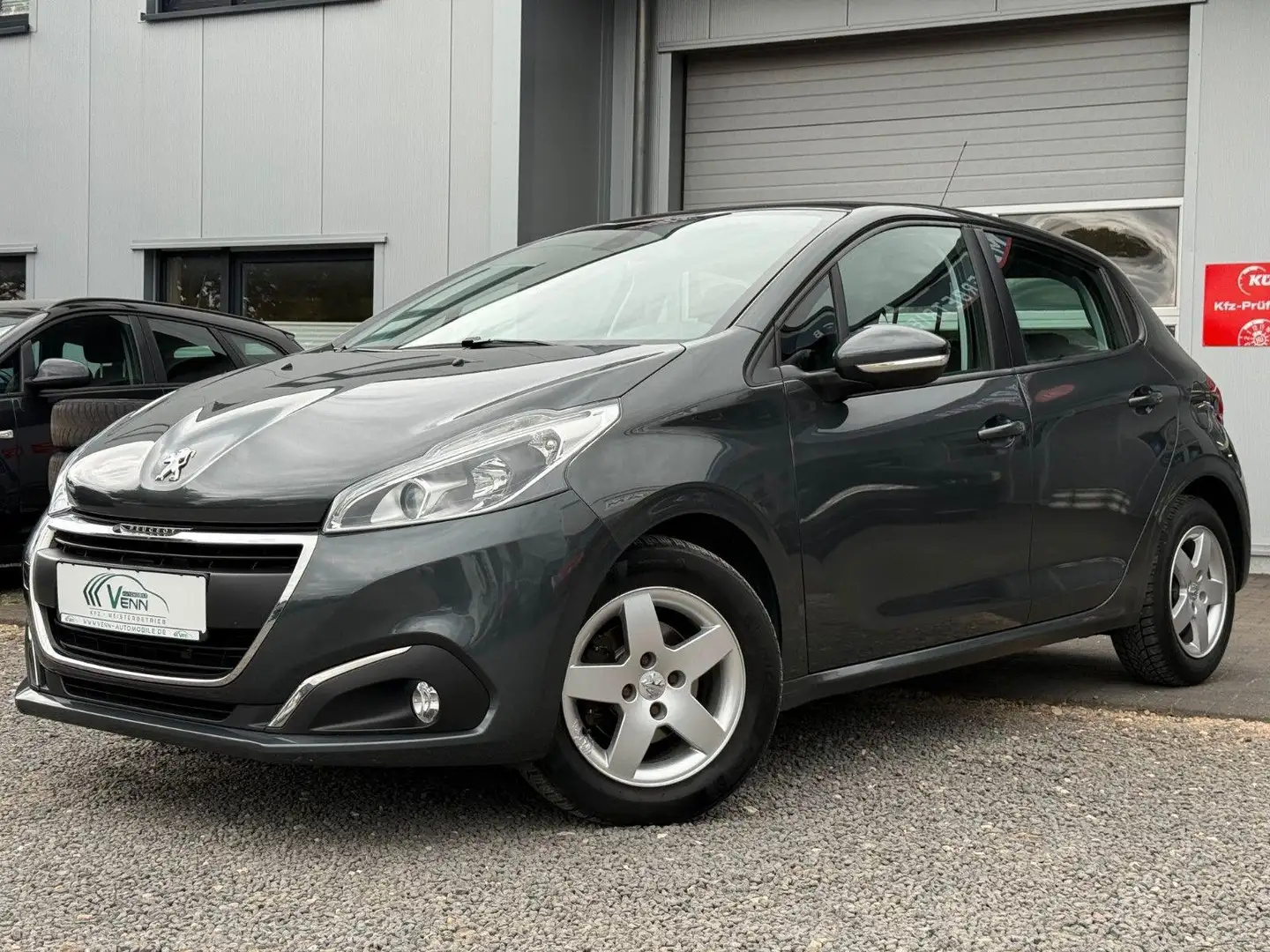 Peugeot 208 Active*SHZ*PDC H*Klima*Tempomat Grau - 2