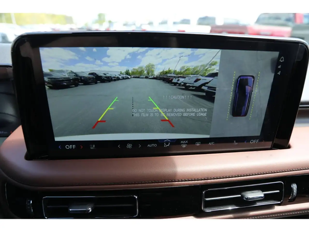 Lincoln Aviator снимка Lincoln Aviator