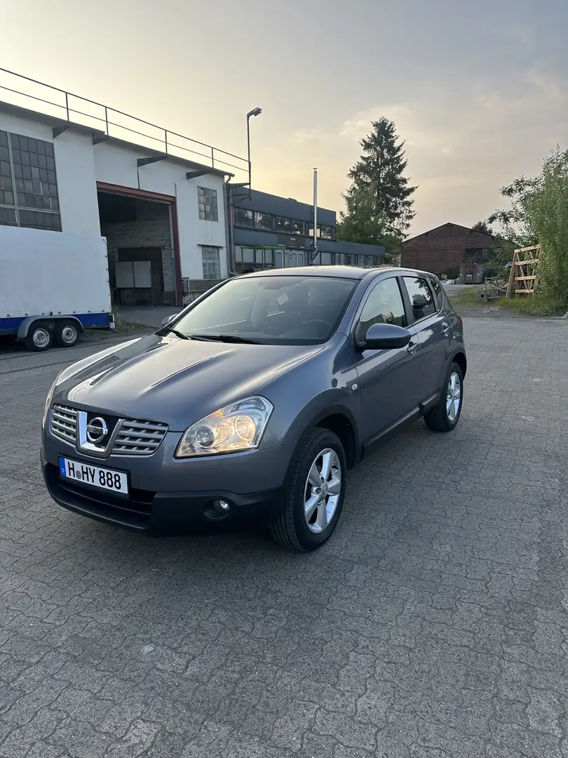 Nissan Qashqai 2.0 - 1