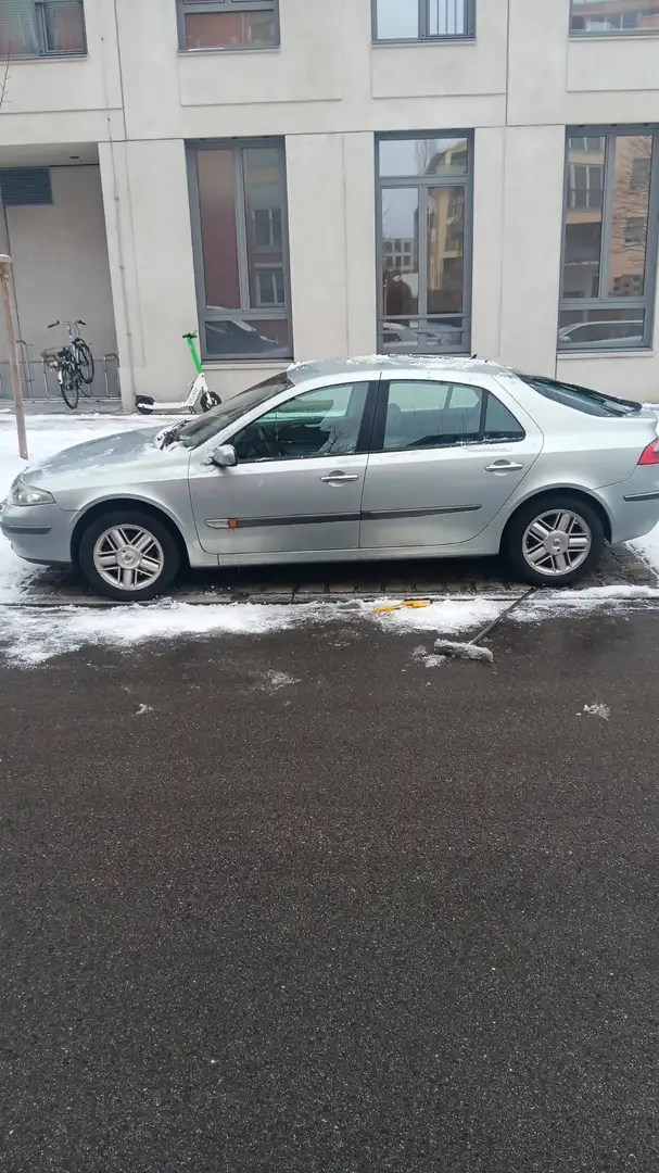 Renault Laguna 2.0 IDE Initiale - 2