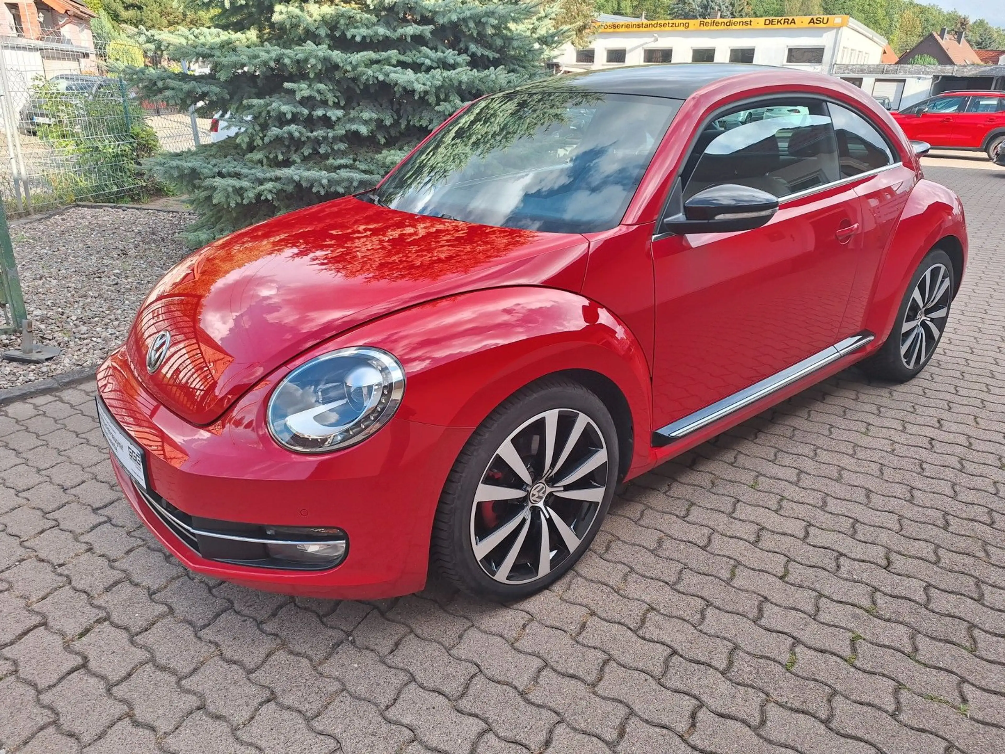 Volkswagen Beetle Lim. Exclusive Sport — photo 2