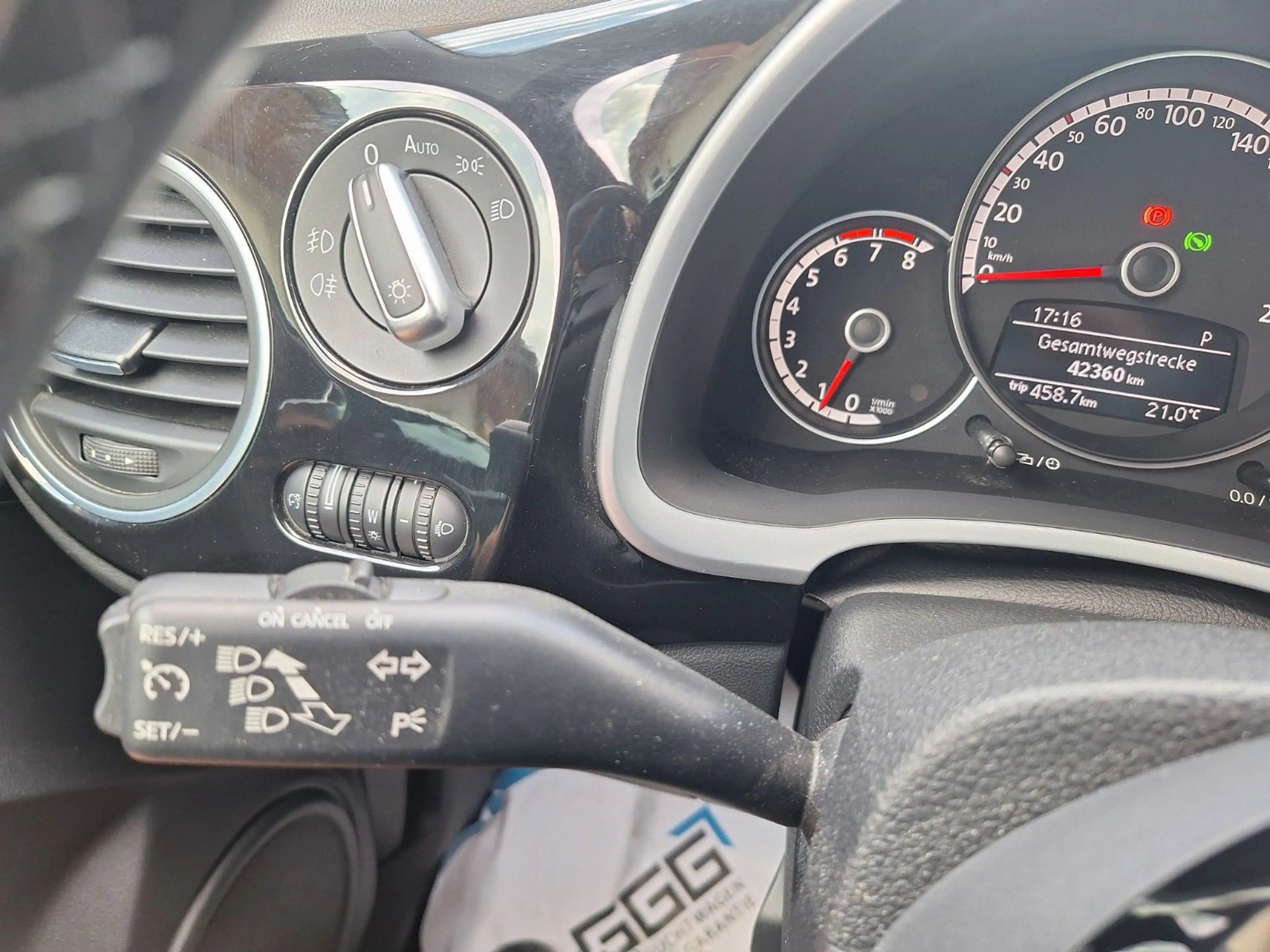 Volkswagen Beetle Lim. Exclusive Sport — photo 11