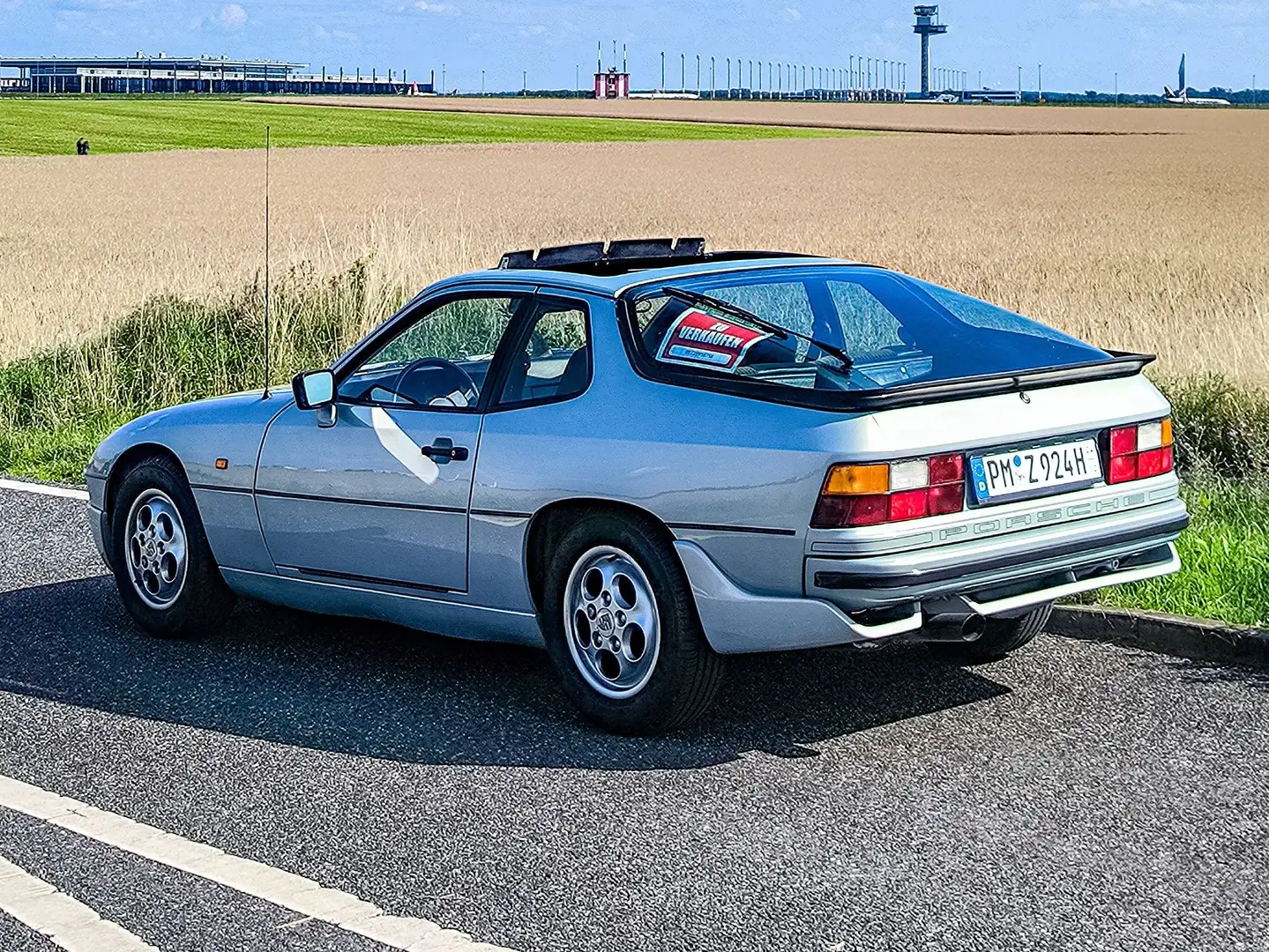 Porsche 924 924 S Срібний - 1