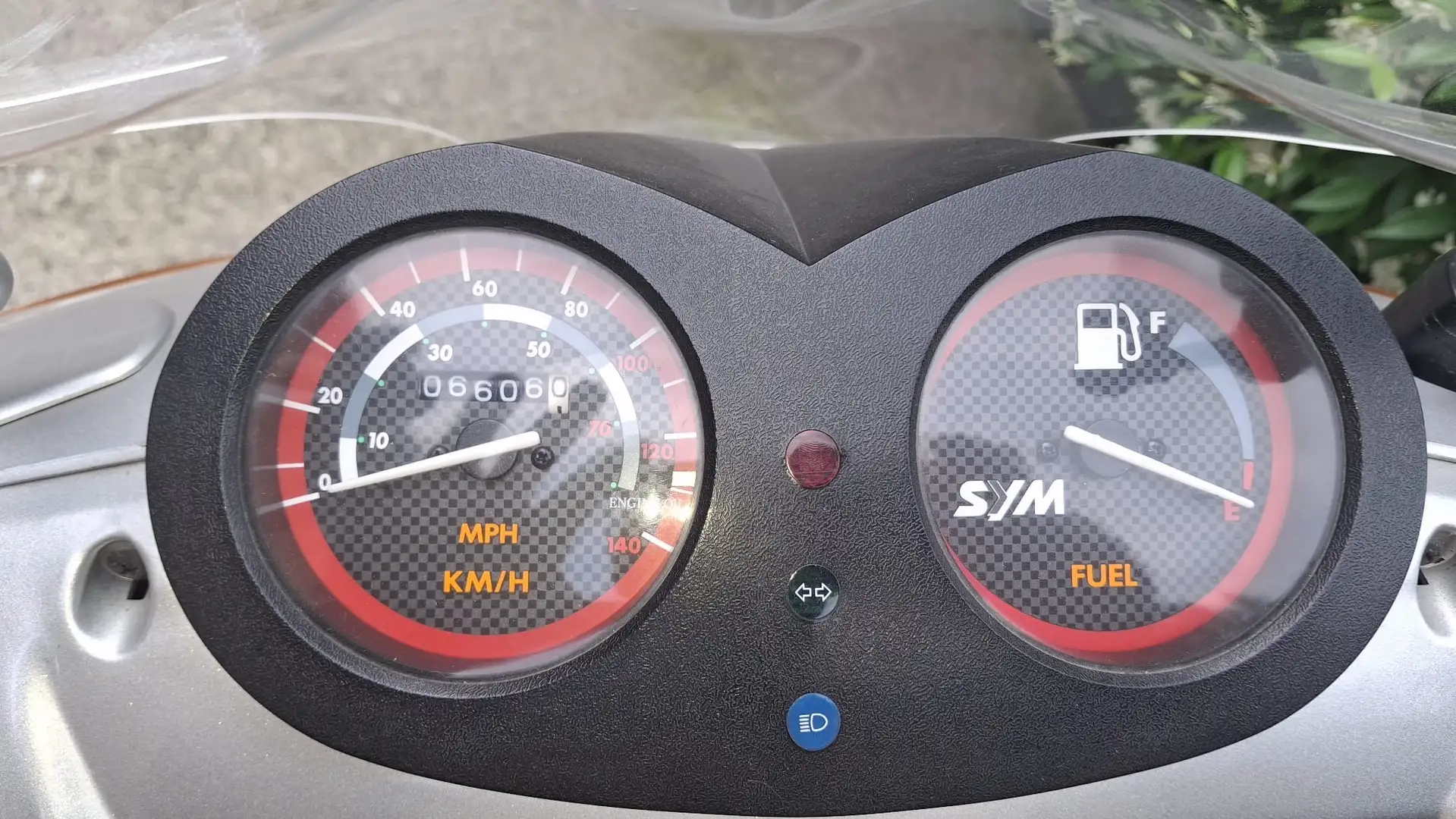 SYM Shark 50 SHARK 150 non 50 Grau - 1
