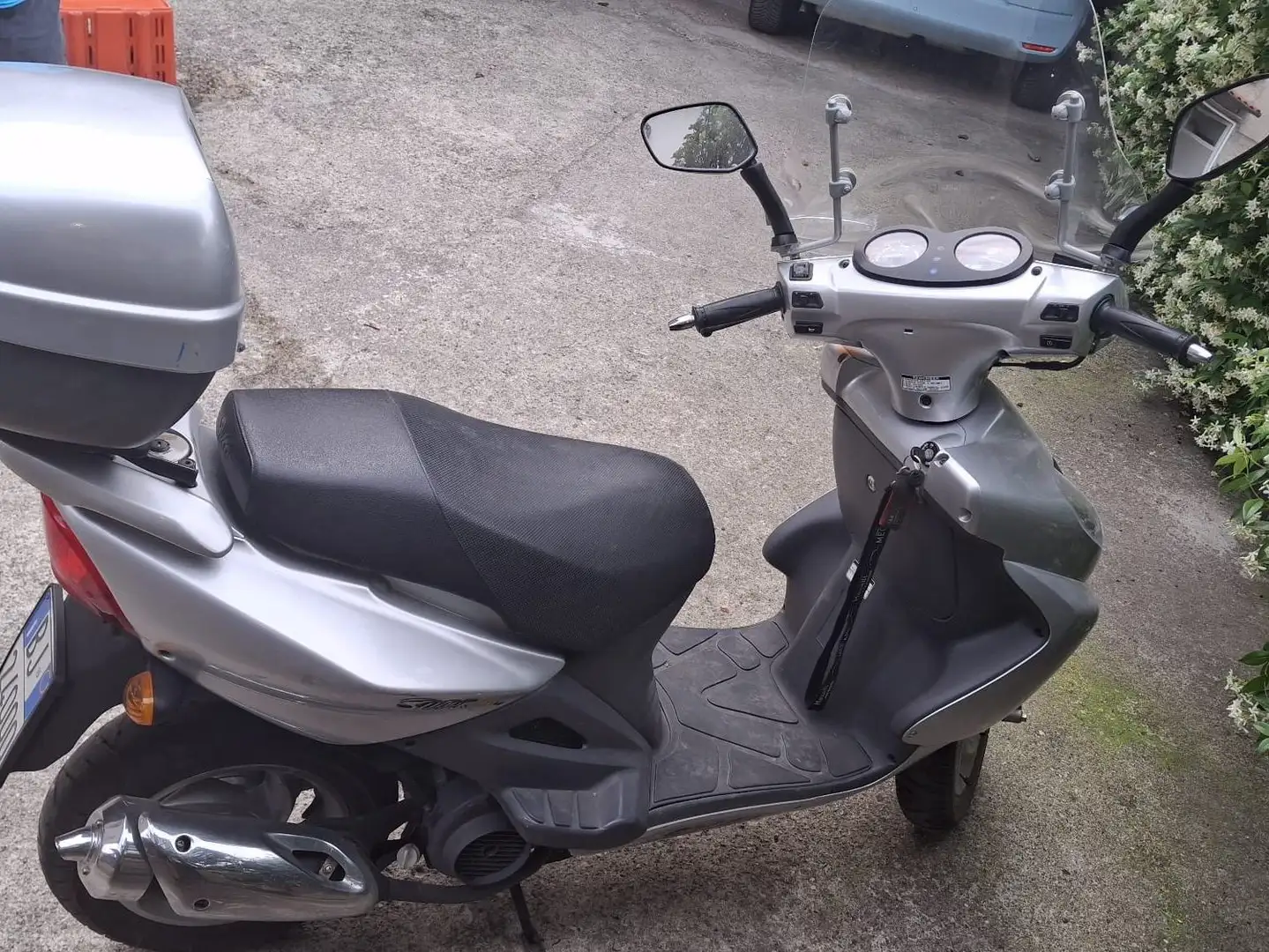 SYM Shark 50 SHARK 150 non 50 Grau - 2