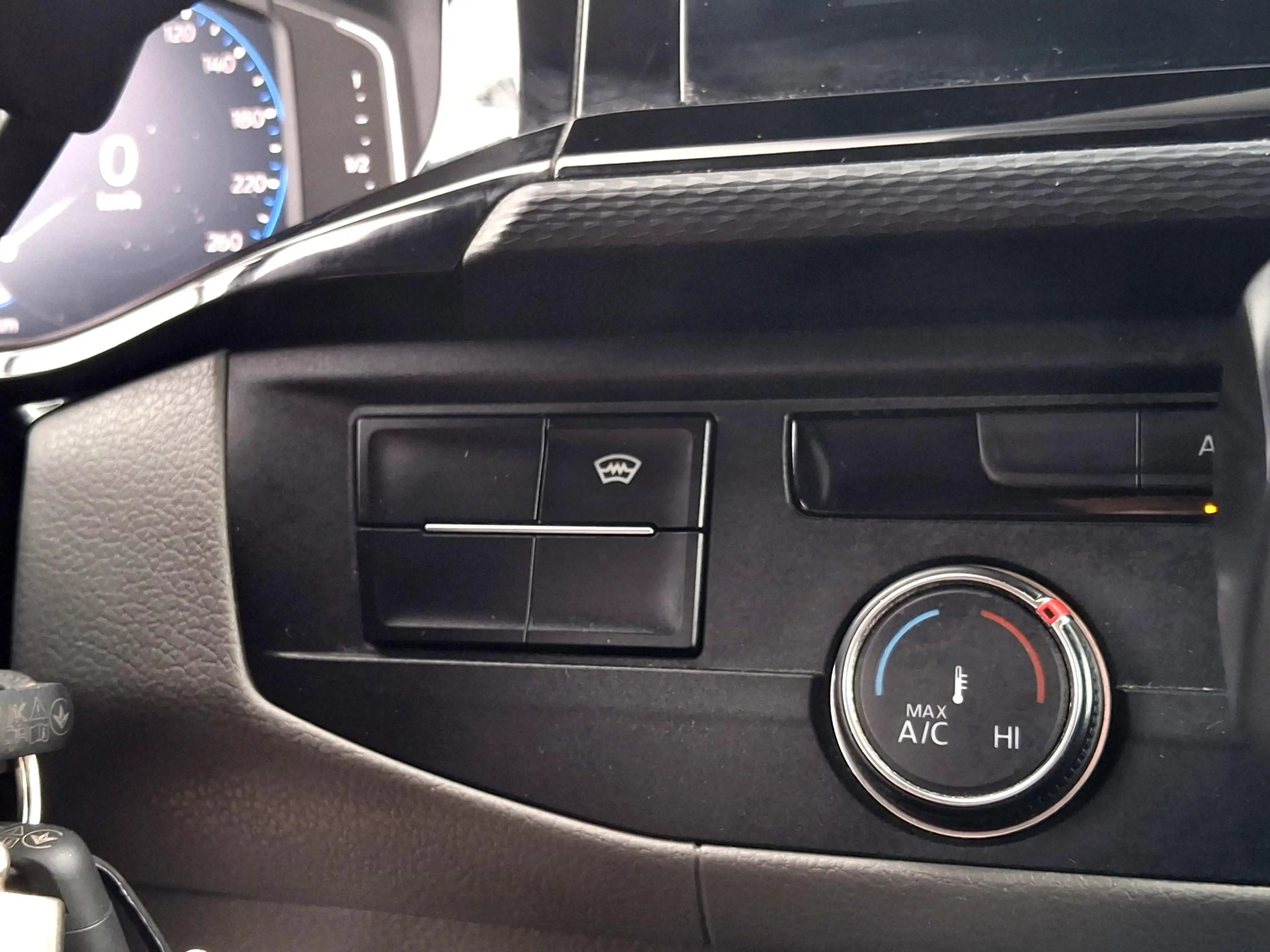 Volkswagen T6.1 Transporter 2.0 TDI L2H1 Bulli | ADAPTIEF | TREKHAAK | LED | L — photo 15