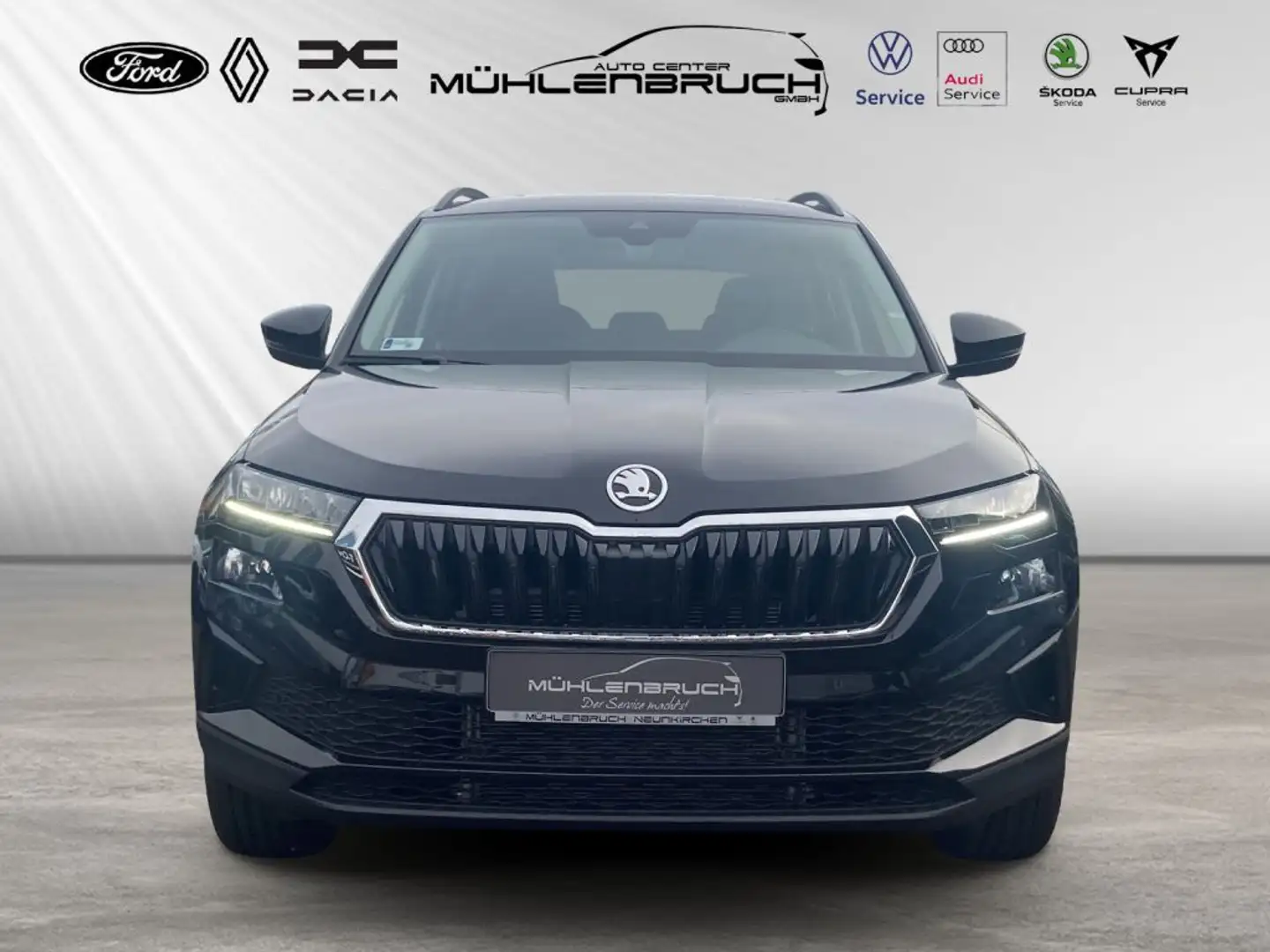 Skoda Karoq 1.5 TSI ACT DSG Selection (NU) Schwarz - 2