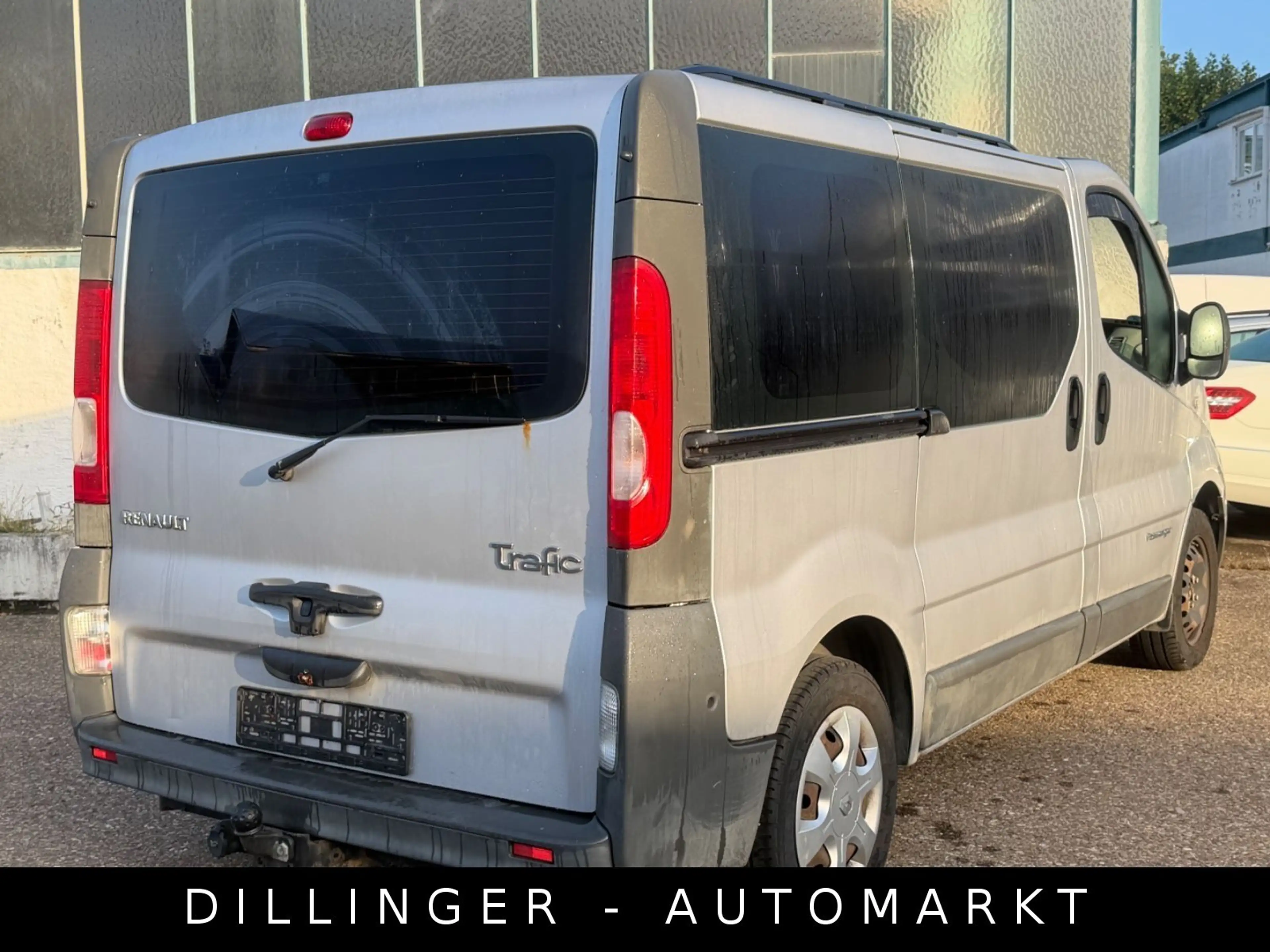 Renault Trafic 2.0 dCi Passenger 9-Sitzer KLIMA AHK Eur5 — photo 7