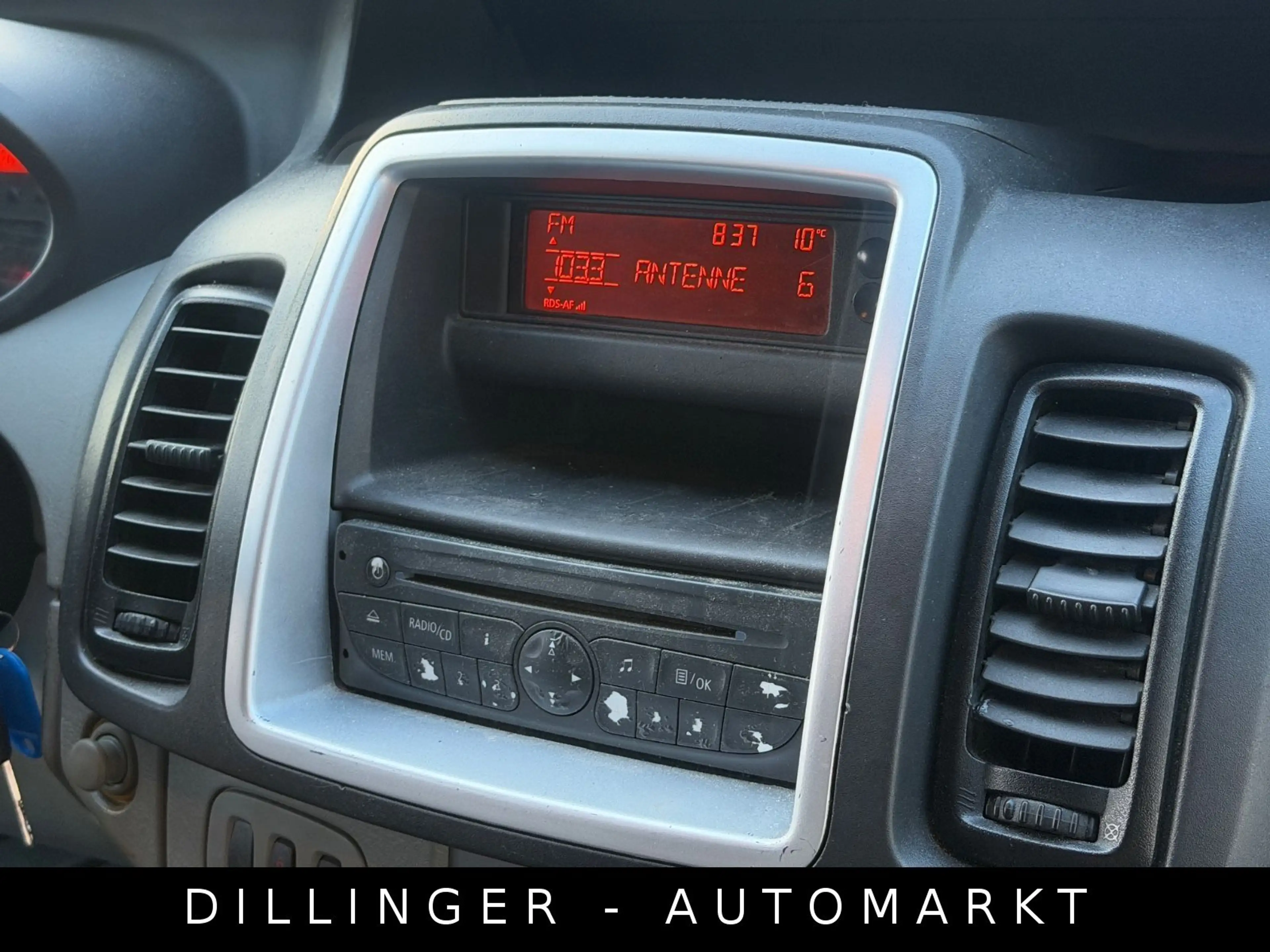 Renault Trafic 2.0 dCi Passenger 9-Sitzer KLIMA AHK Eur5 — photo 12