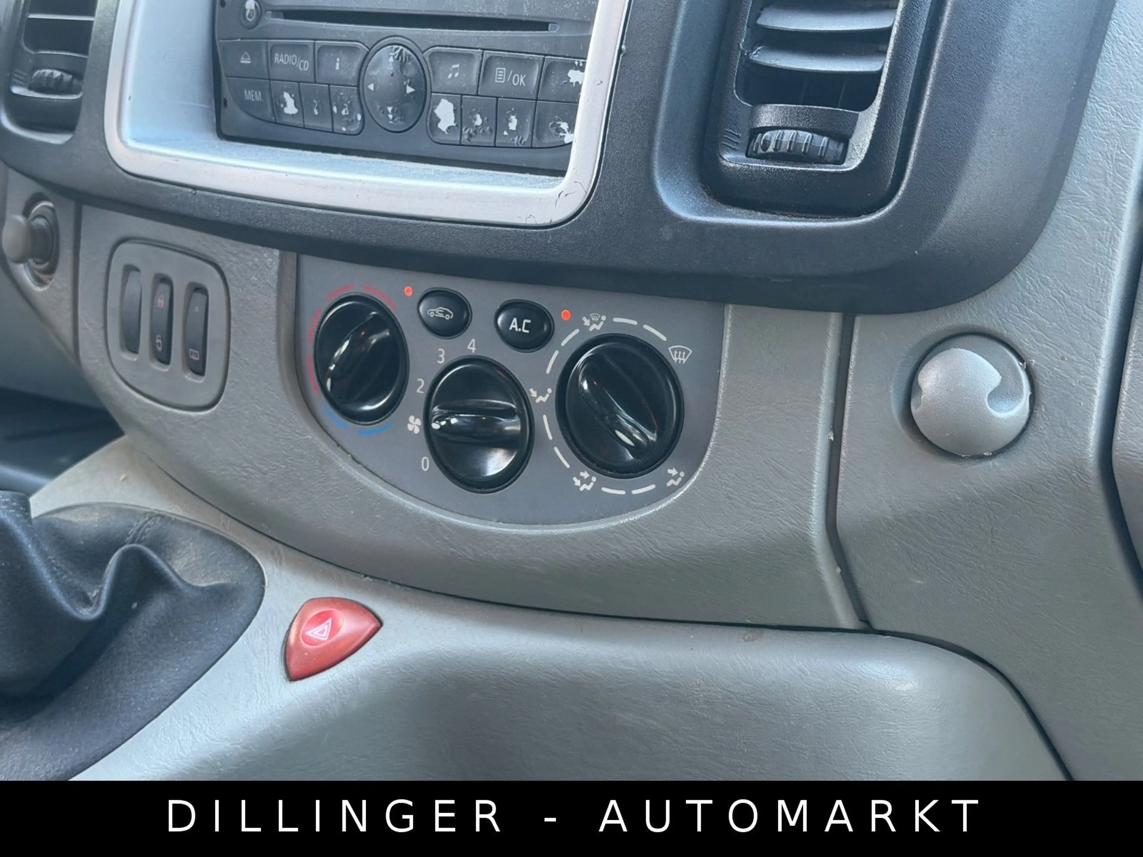 Renault Trafic 2.0 dCi Passenger 9-Sitzer KLIMA AHK Eur5 — photo 15