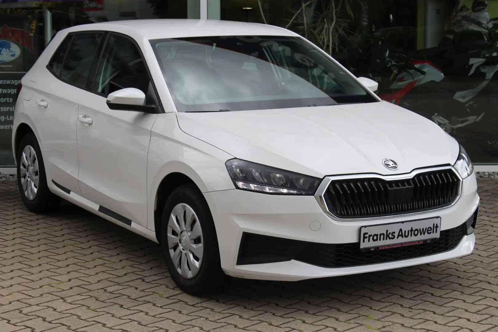Skoda Fabia Active Weiß - 2