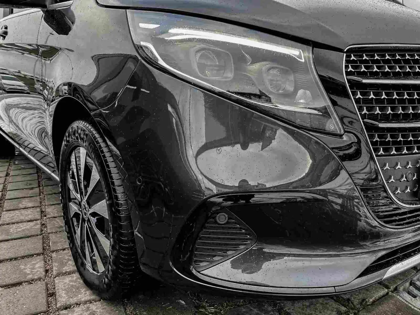 Mercedes-Benz V 300 d 4MATIC AVANTGARDE Lang Grau - 2