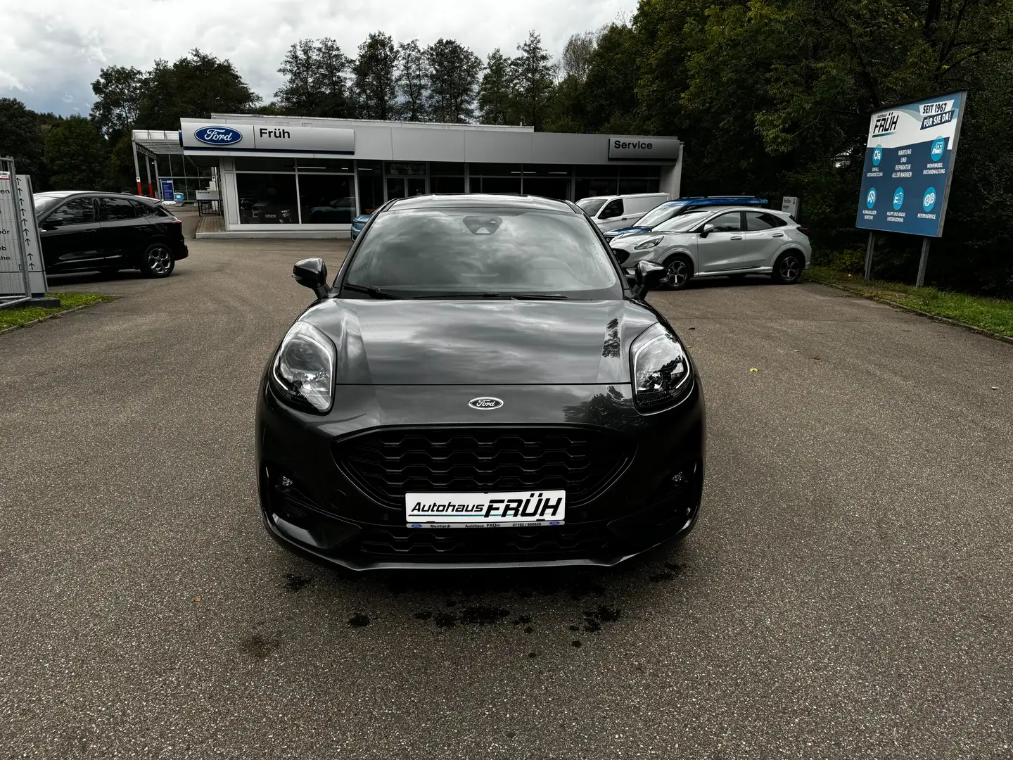 Ford Puma ST-Line Grau - 2