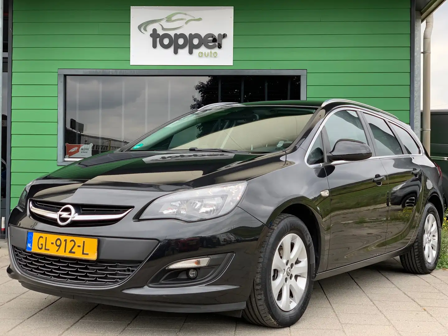 Opel Astra Sports Tourer 1.4 Turbo Blitz | Navigatie | Cruise Zwart - 1