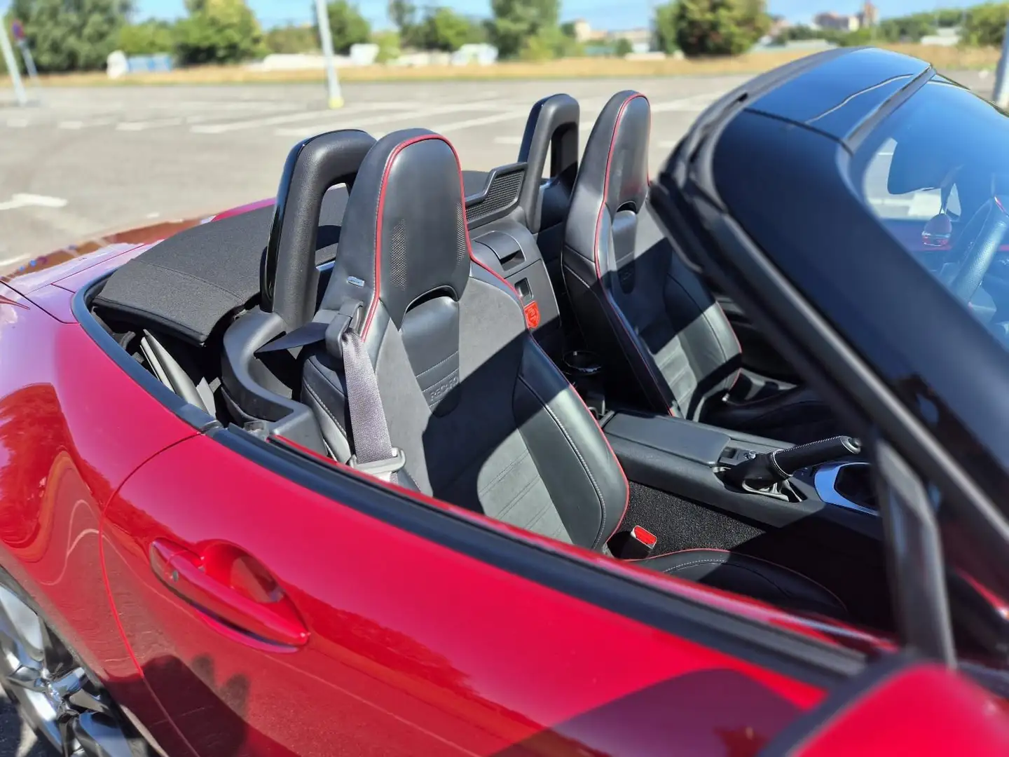 Mazda MX-5 MX-5 2.0 Luxury Sport Soft Top Luxury Sport Rouge - 1