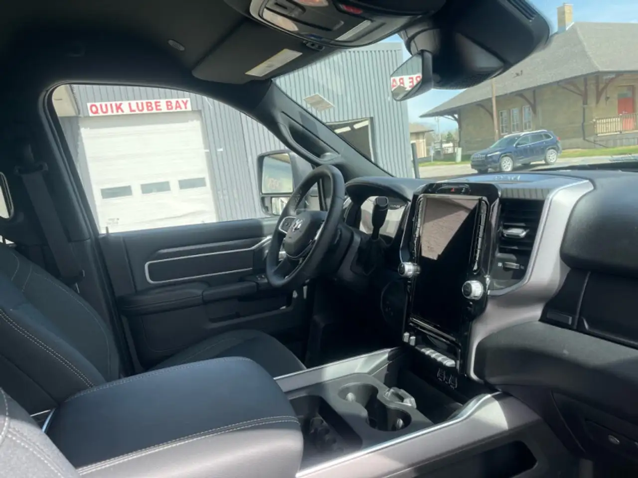 RAM 3500 снимка RAM 3500