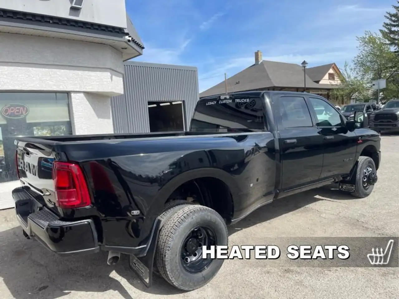 RAM 3500 снимка RAM 3500