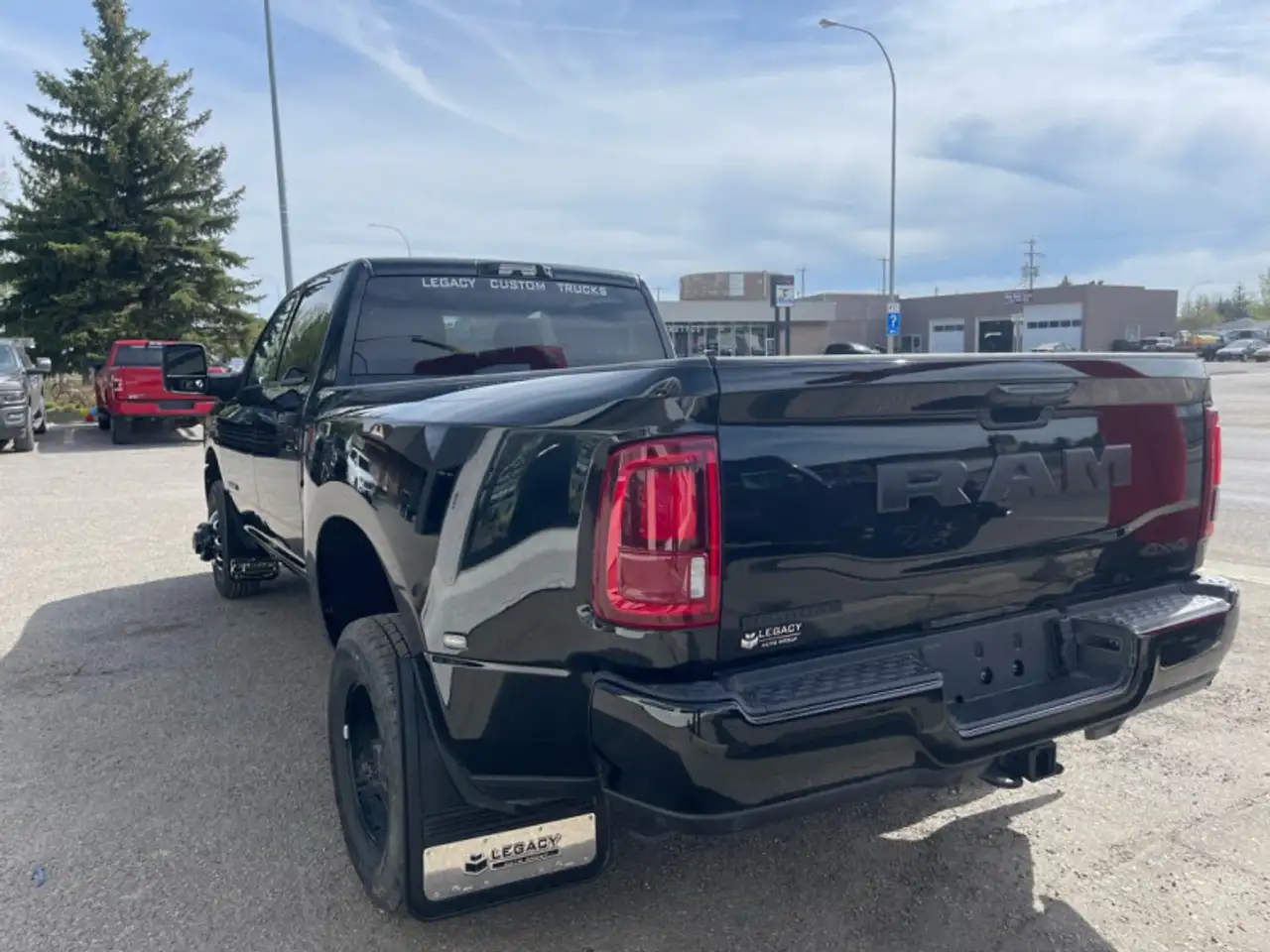 RAM 3500 снимка RAM 3500