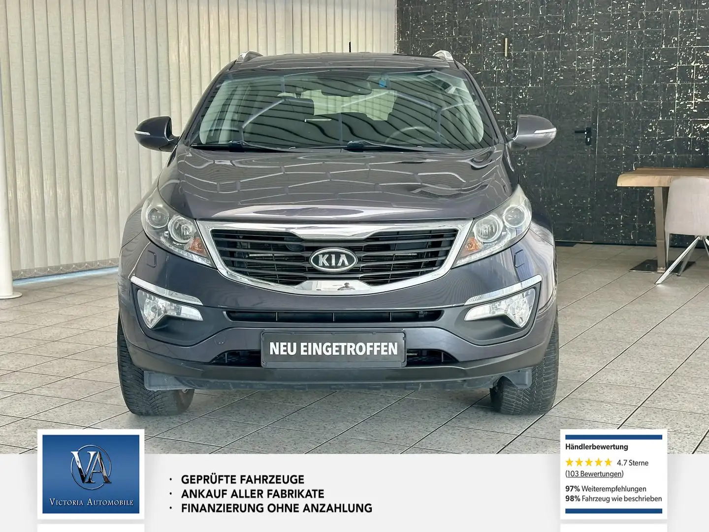 Kia Sportage Spirit 4WD 1 Hand, Scheckheft. Service neu, TÜV ne Grau - 2