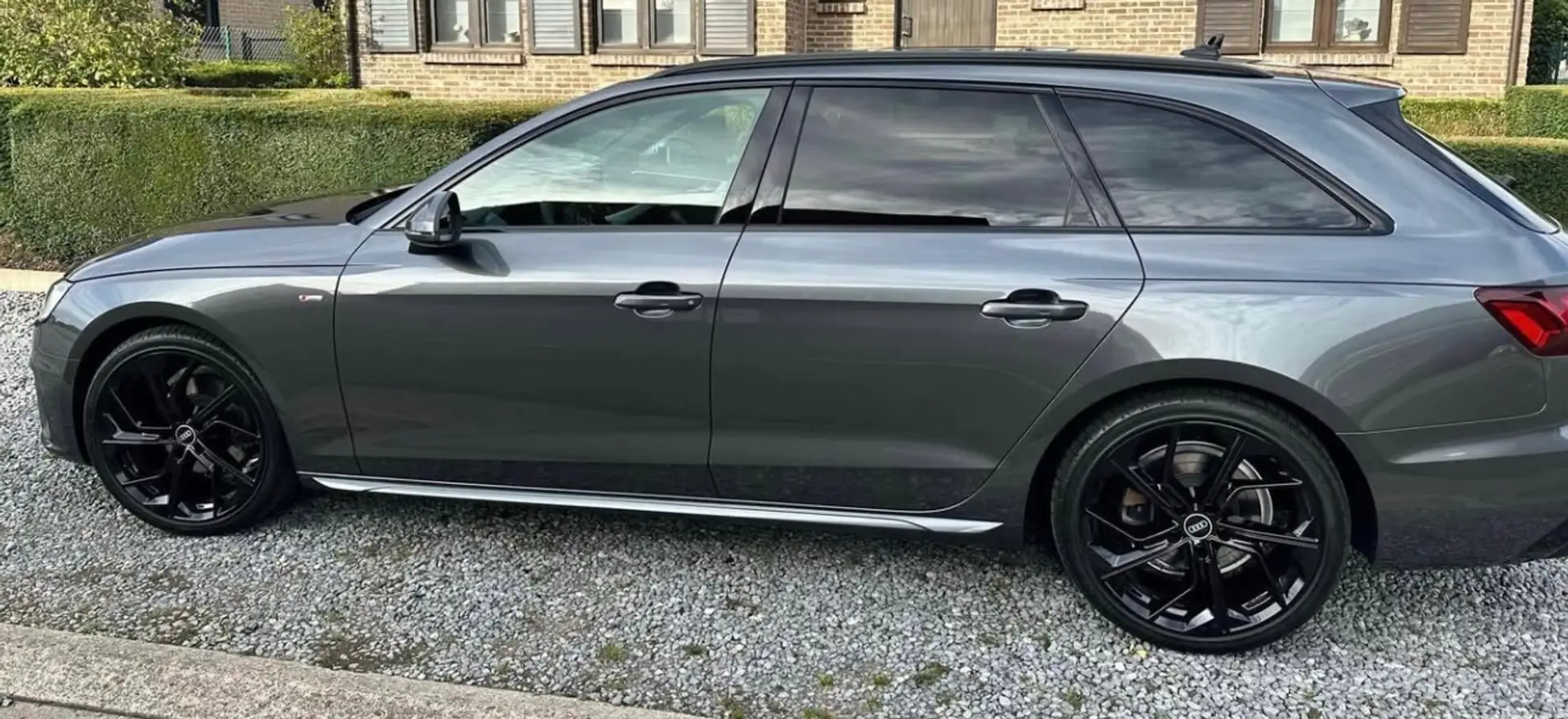 Audi A4 A4 Avant 35 TDI S tronic S line Grijs - 1