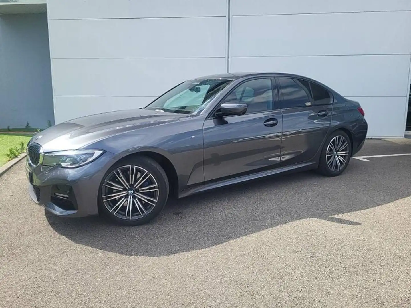 BMW 330 330iA 258ch M Sport Gris - 1