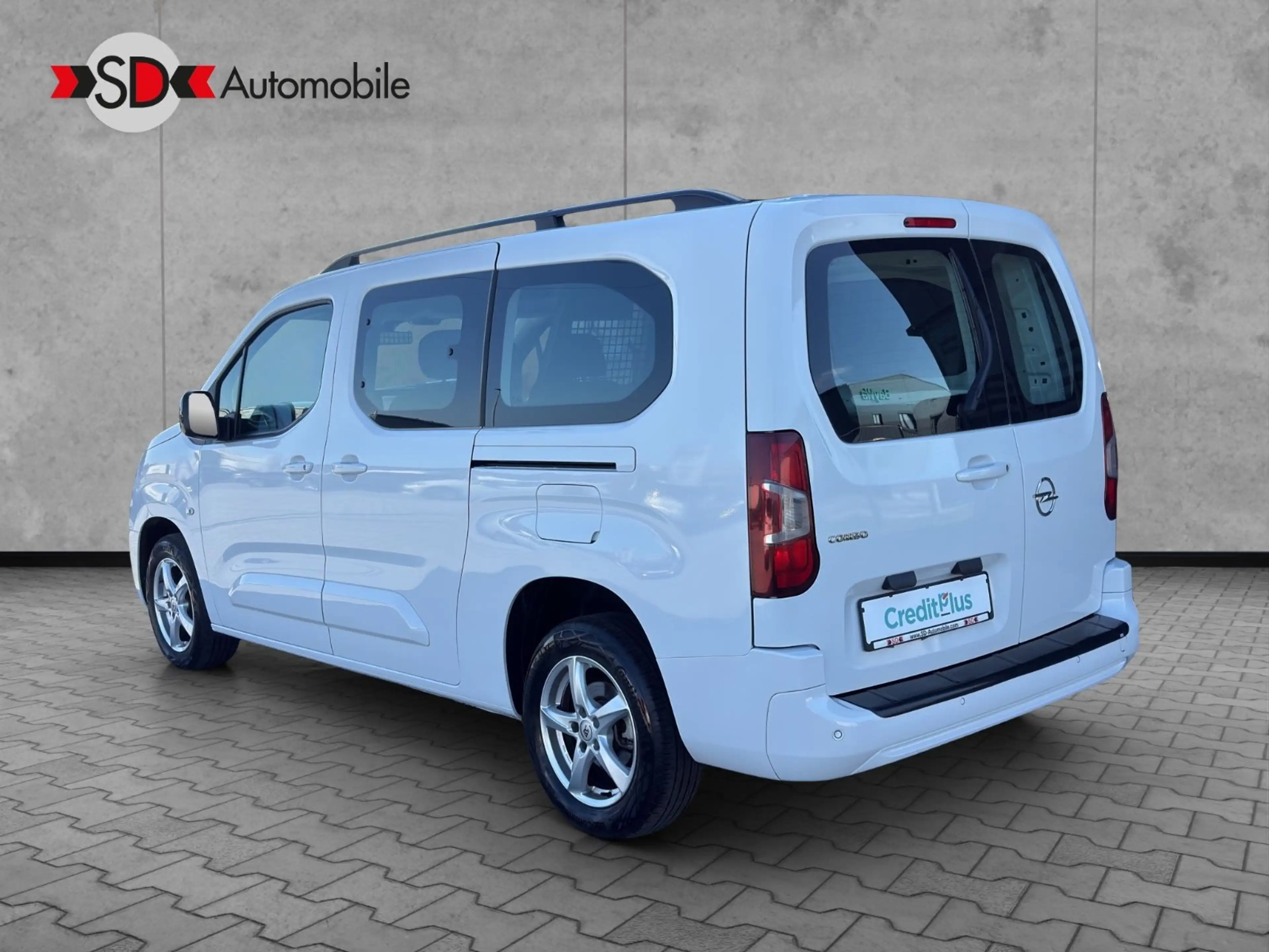 Opel Combo E Cargo XL Doppelkabine LED Navi Edition — photo 4