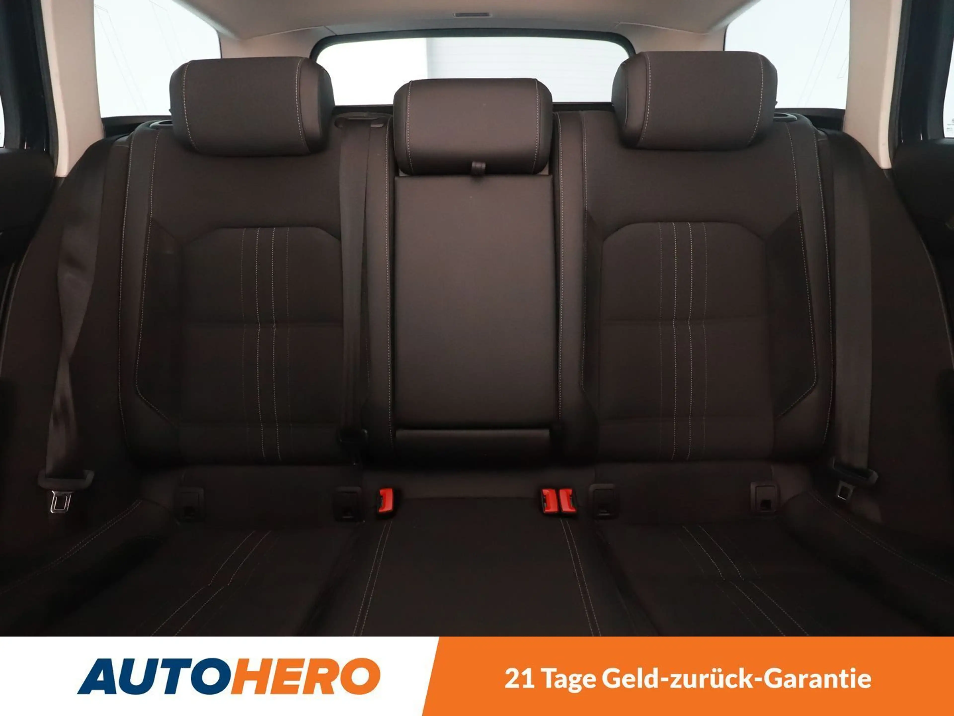 Volkswagen Passat Alltrack 2.0 TDI 4Motion BlueMotion Tech — photo 15