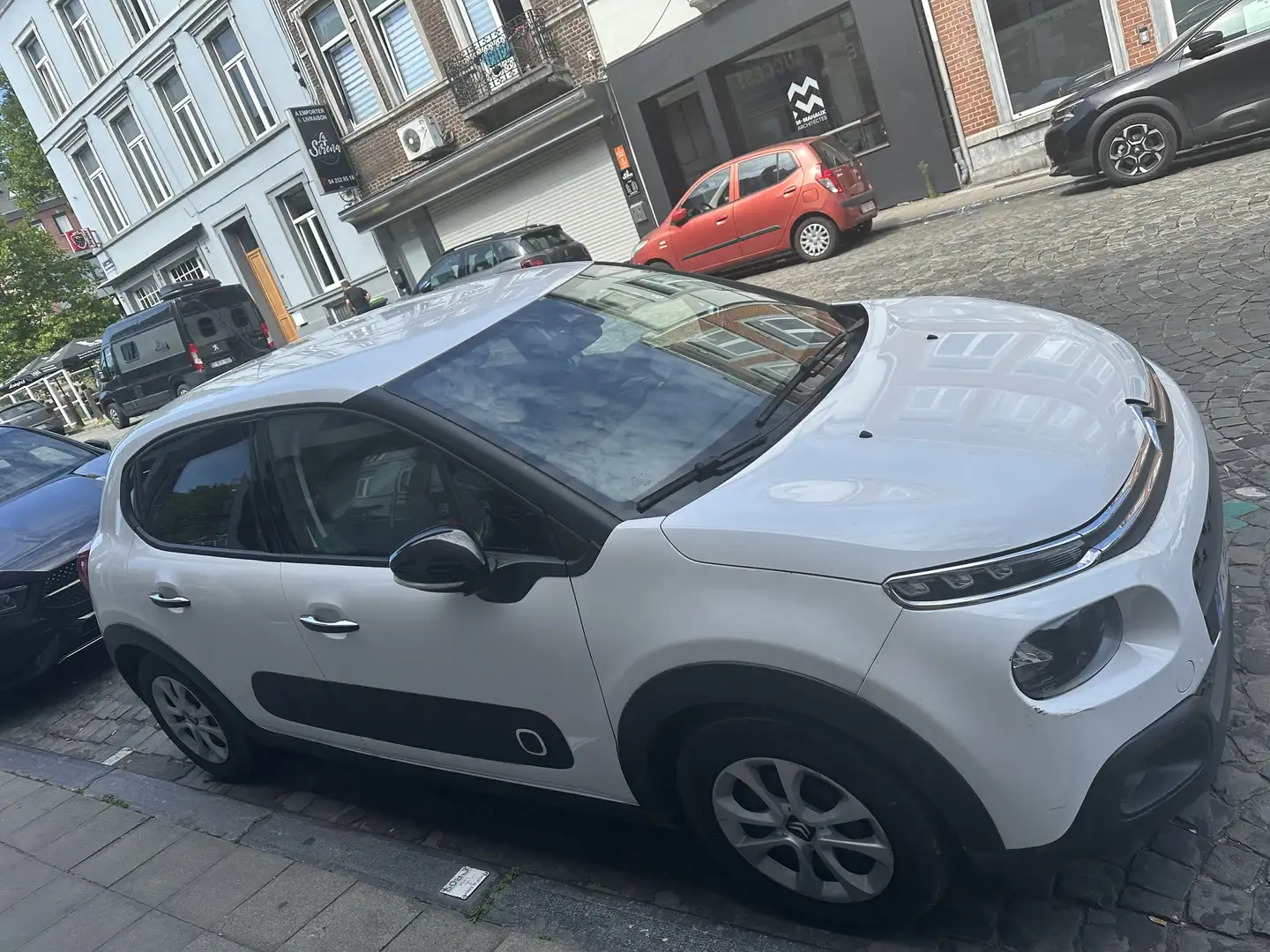Citroen C3 1.2 PureTech Elle EAT6 S&S (EU6.2) - 1