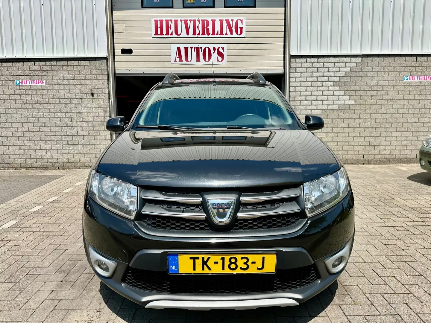 Dacia Sandero 0.9 TCe S&S Stepway Lauréate | Airco | Navi | Trek Schwarz - 2