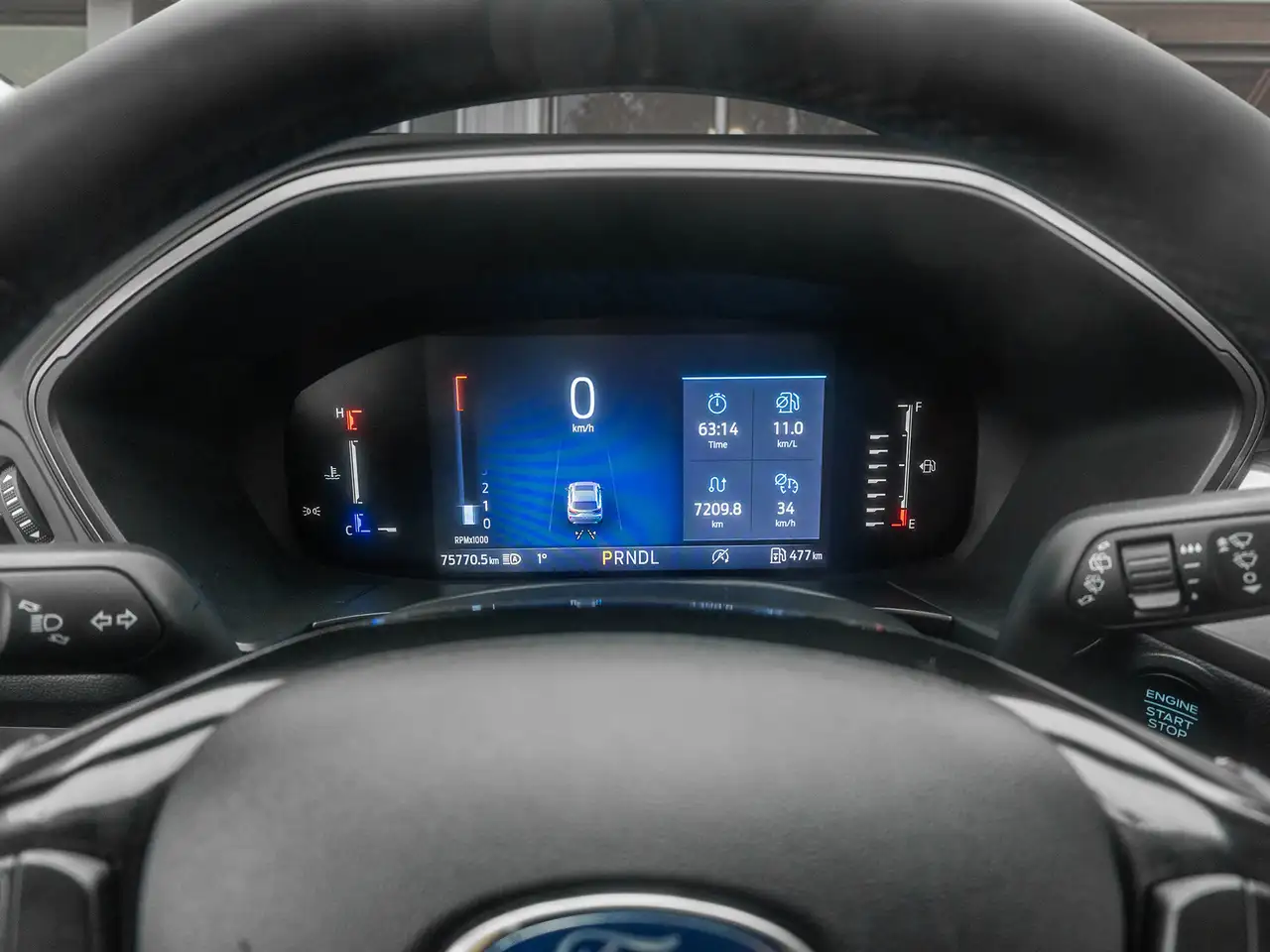 Ford Escape снимка Ford Escape